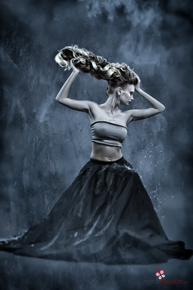 Avantgarde hairstyle
