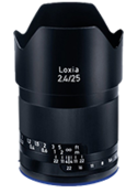 Loxia 25mm f/2.4 vs Loxia 21mm f/2.8