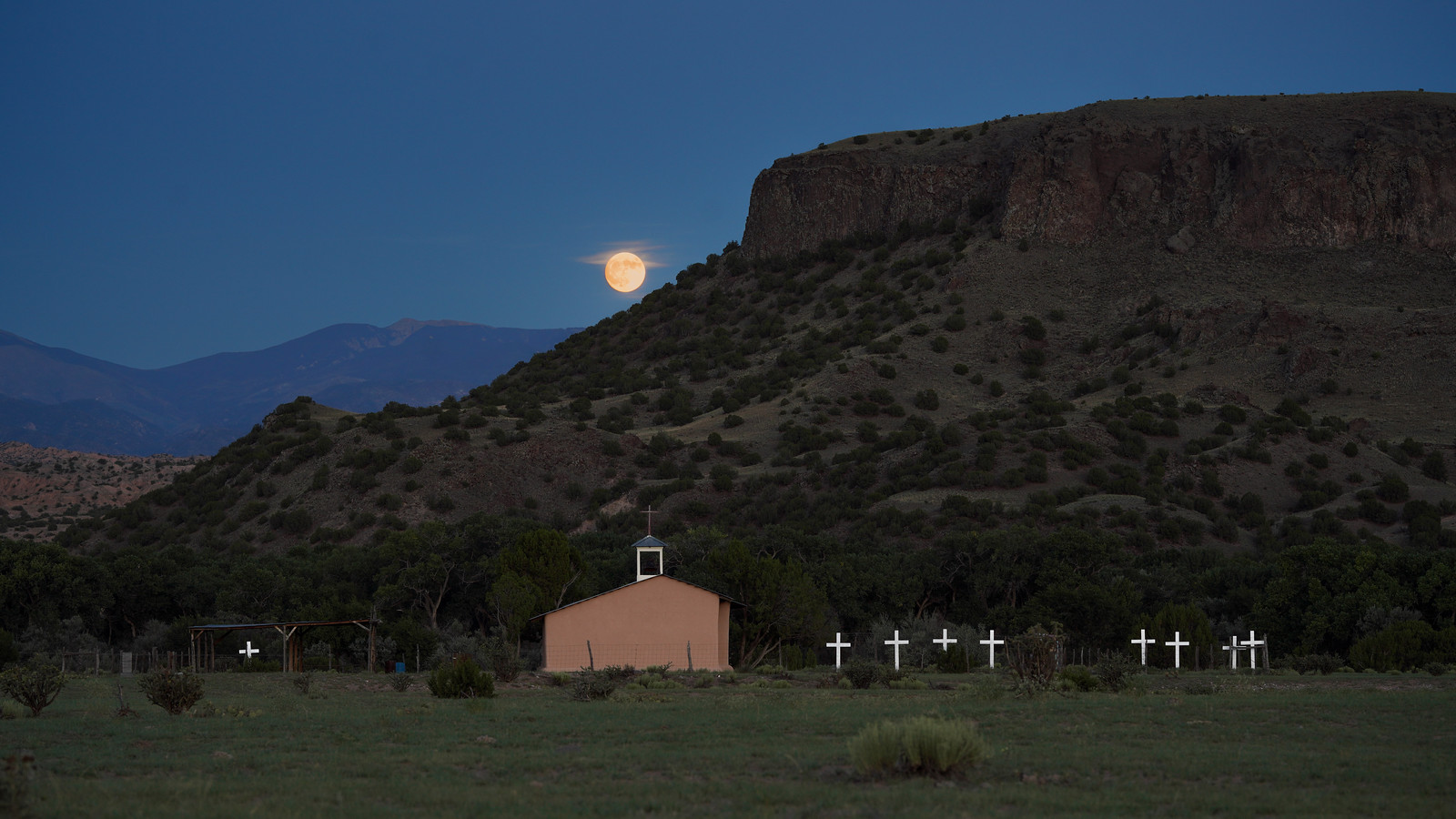Moonrise Over Black Mesa