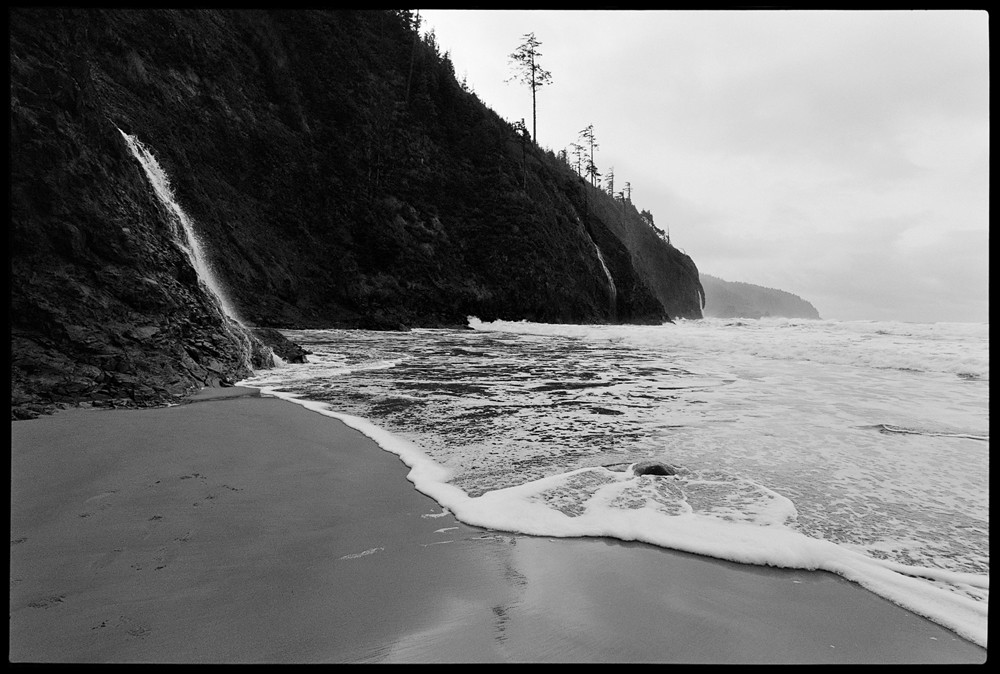 Ocean waterfalls