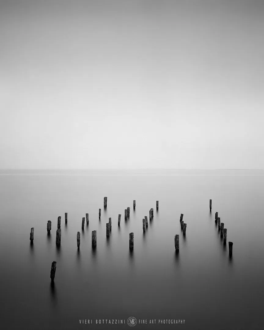 Minimalism in Comacchio: an analog, 4x5" Portfolio