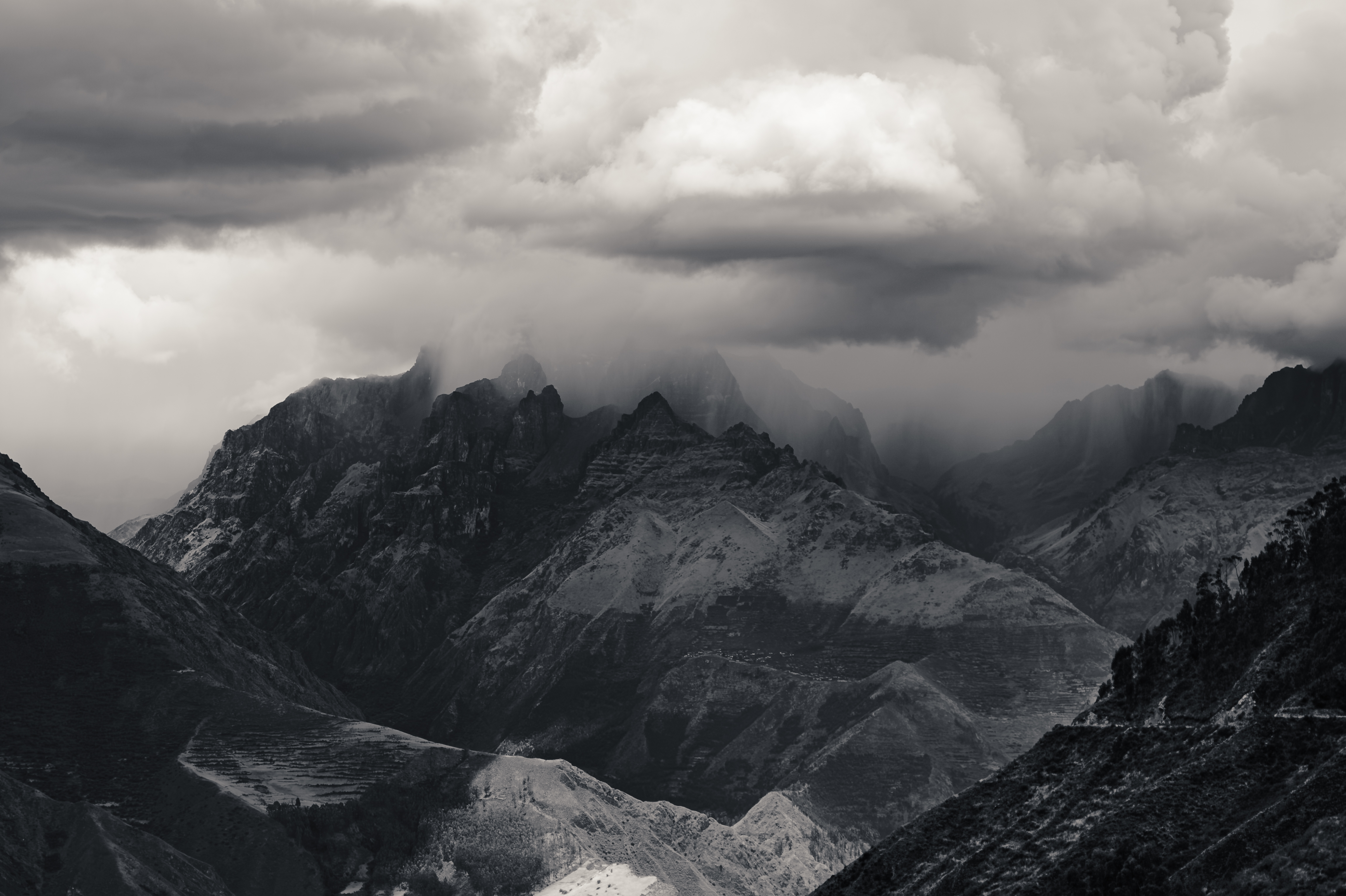 Rain-shrouded Huamanchoque