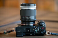Voigtlander 75mm f/1.8 Portrait Heliar Review