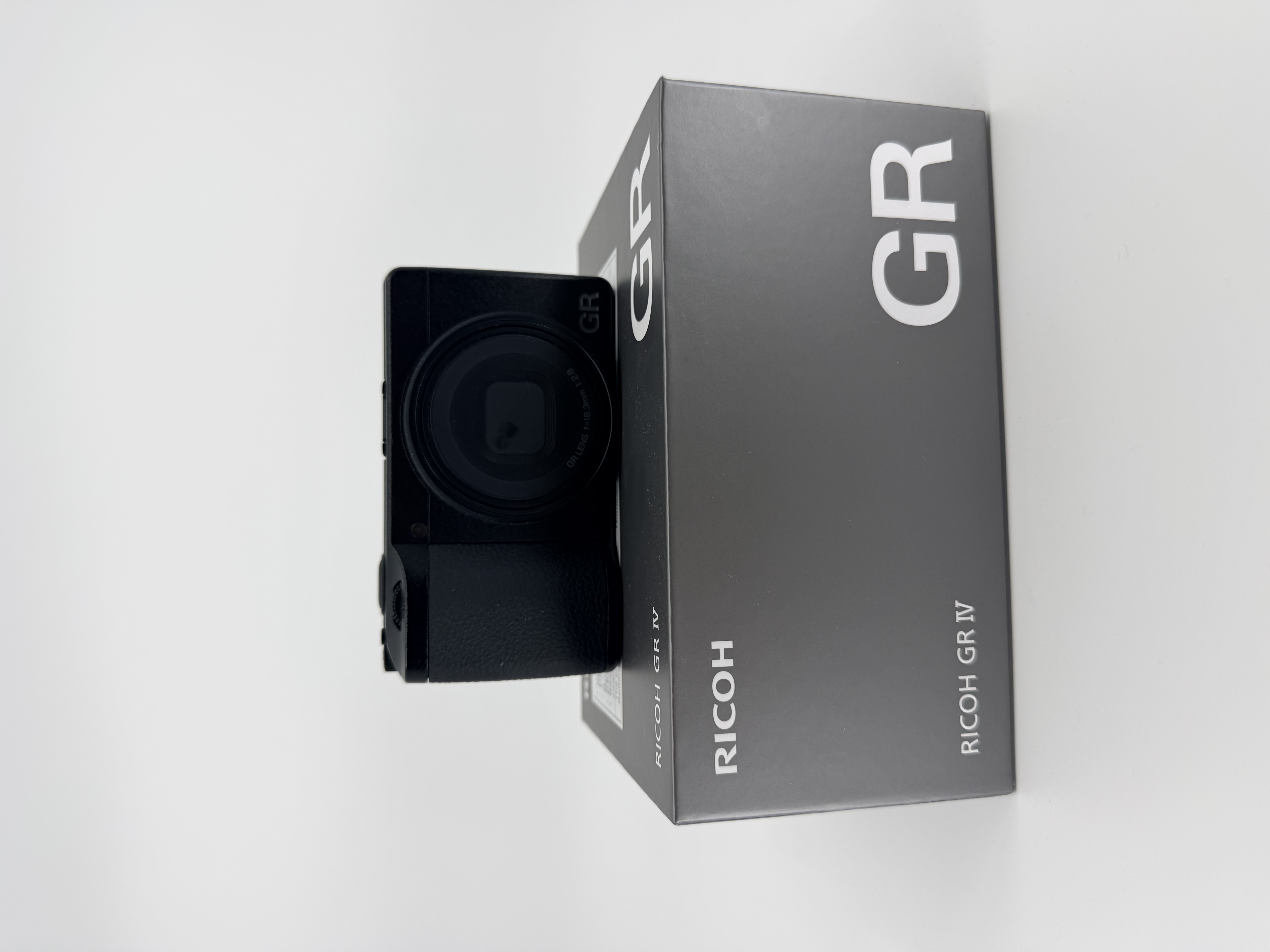 Ricoh GR IV
