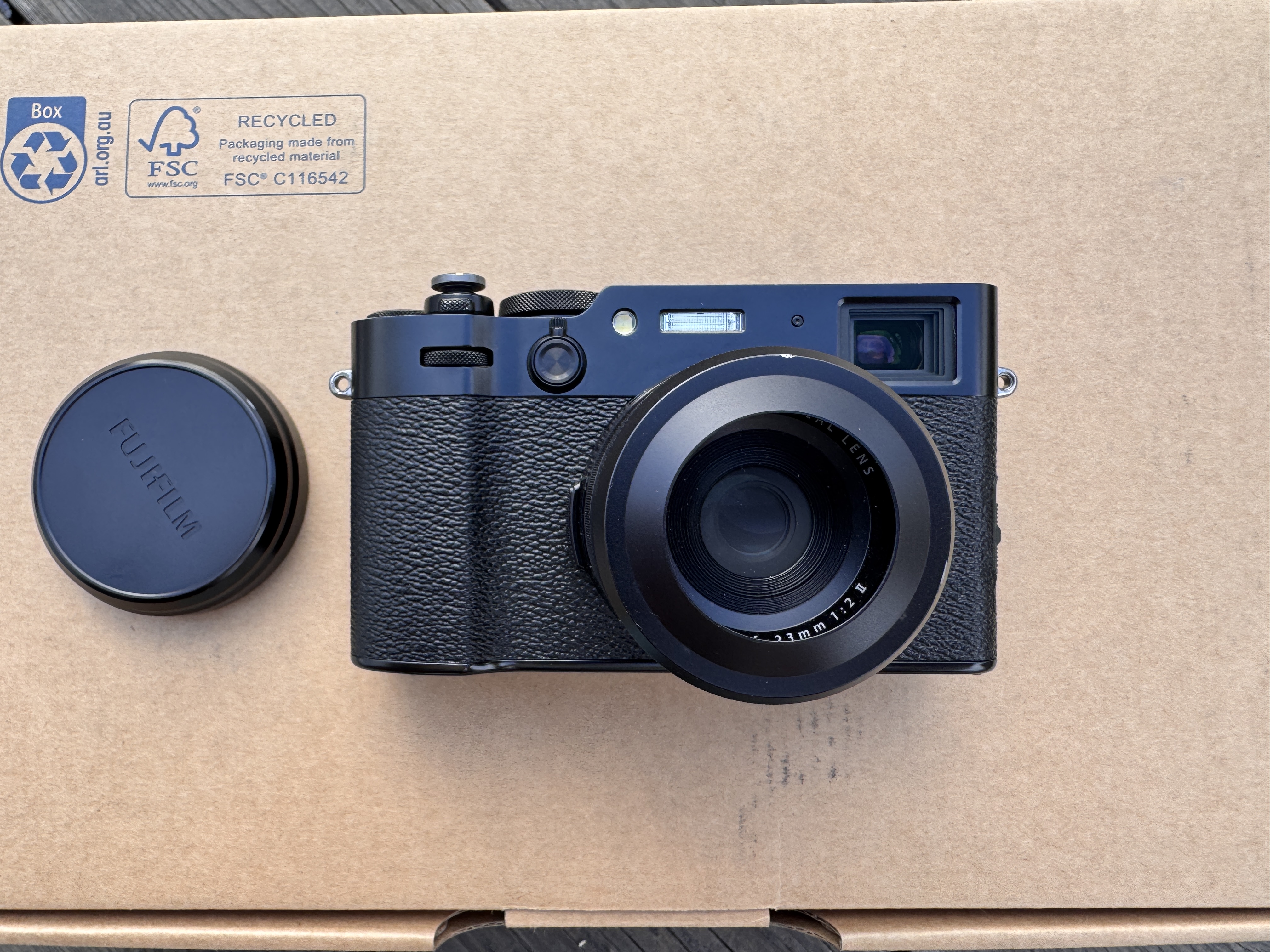 Fuji X100VI Black ~2k shutter count $1800 NET