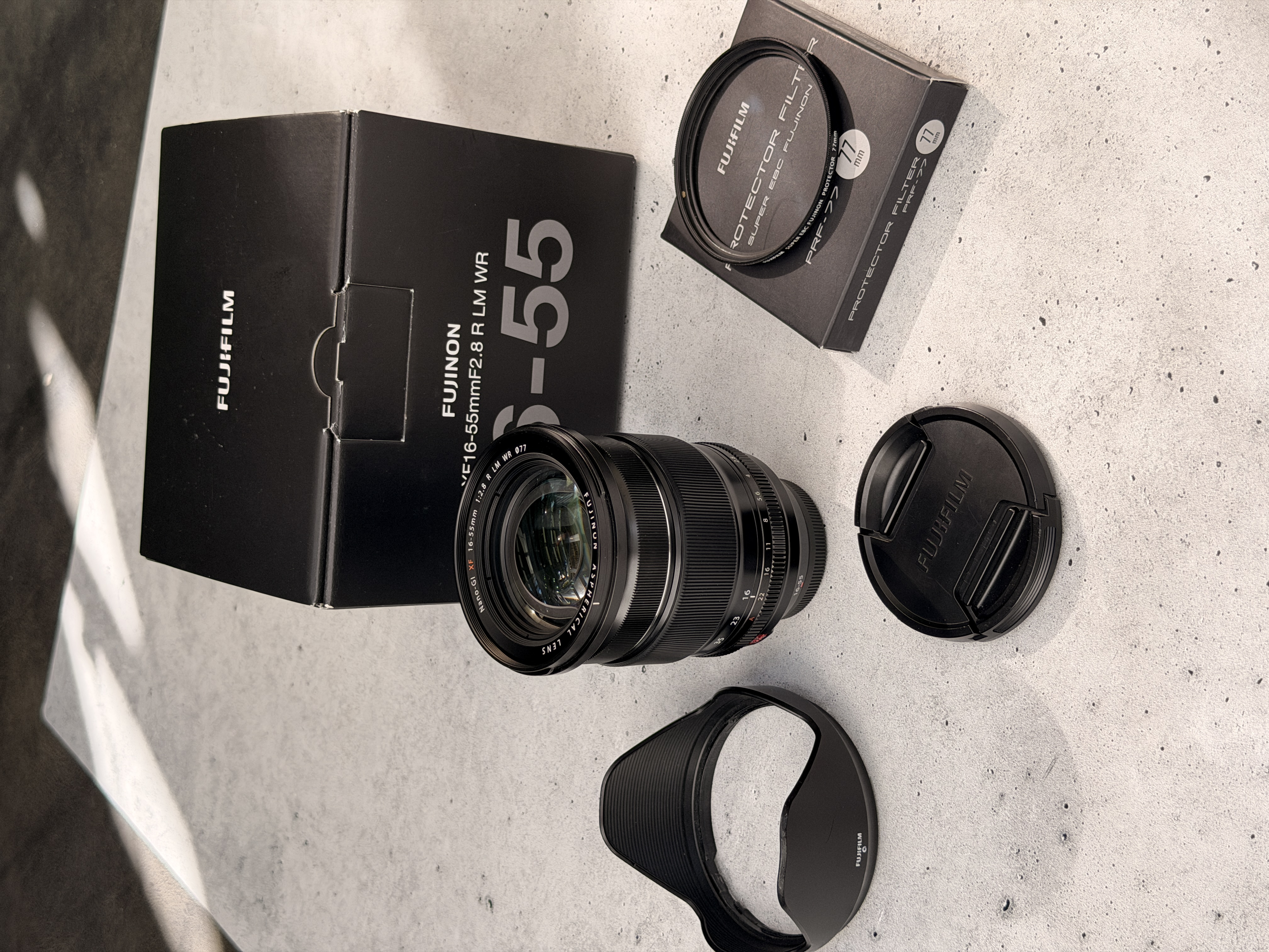Fuji XF 16-55 f2.8 LM WR lens