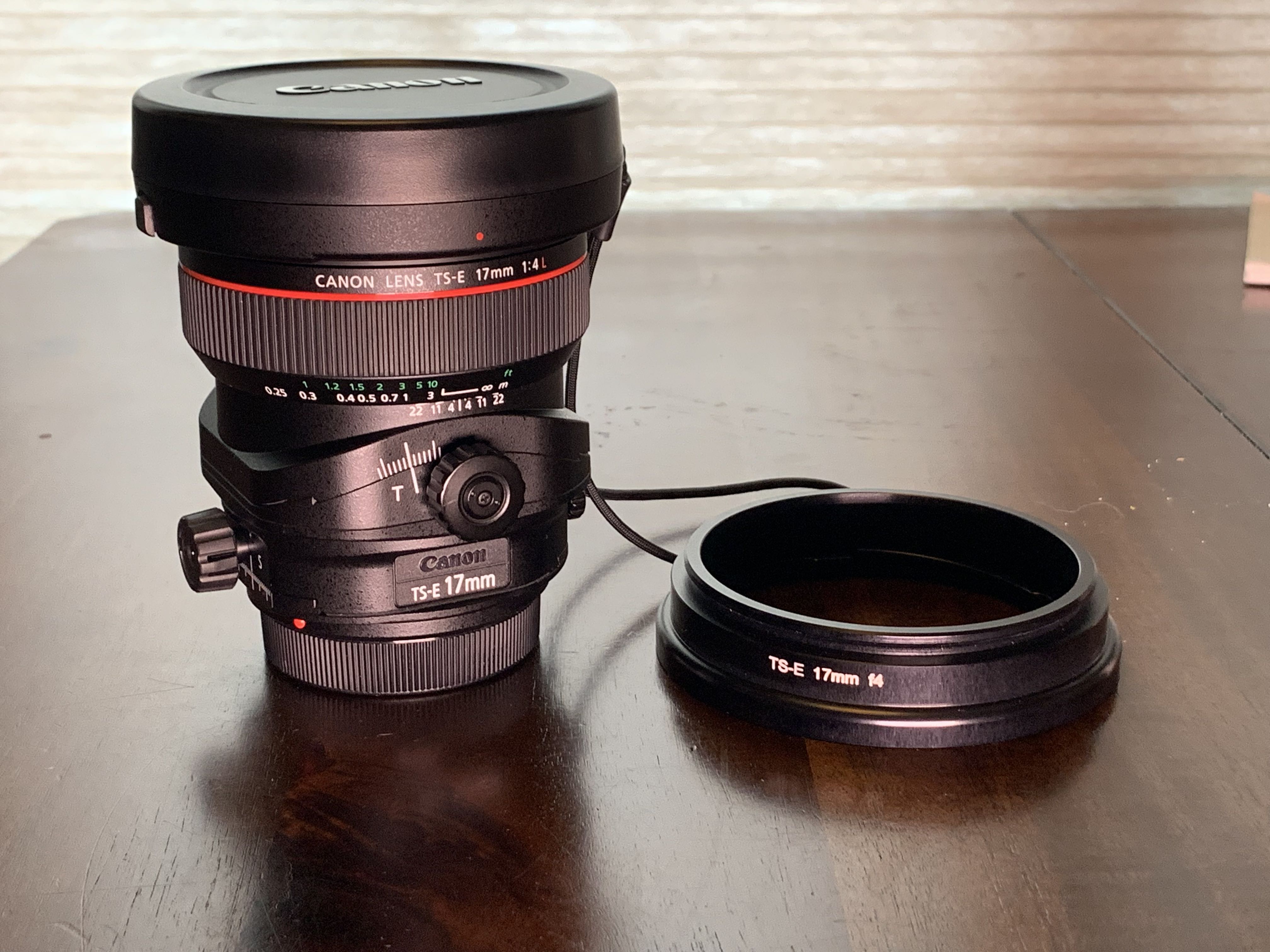 Objectif Canon TS-E 17mm F/4L - Série L - Manuel Et Auto - Grand Angle Perspective