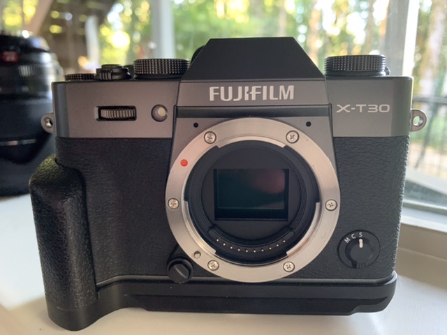 fuji xt30 grip