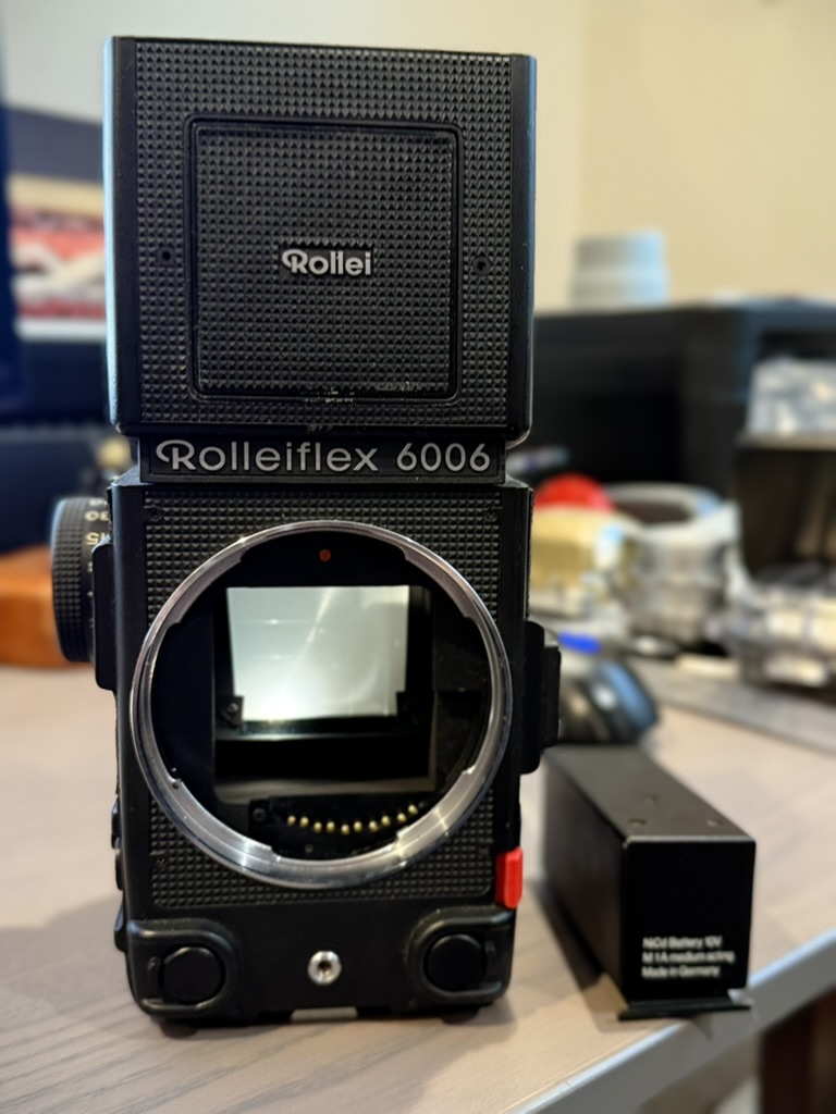 Rolleiflex 6006 Camera Body - Working