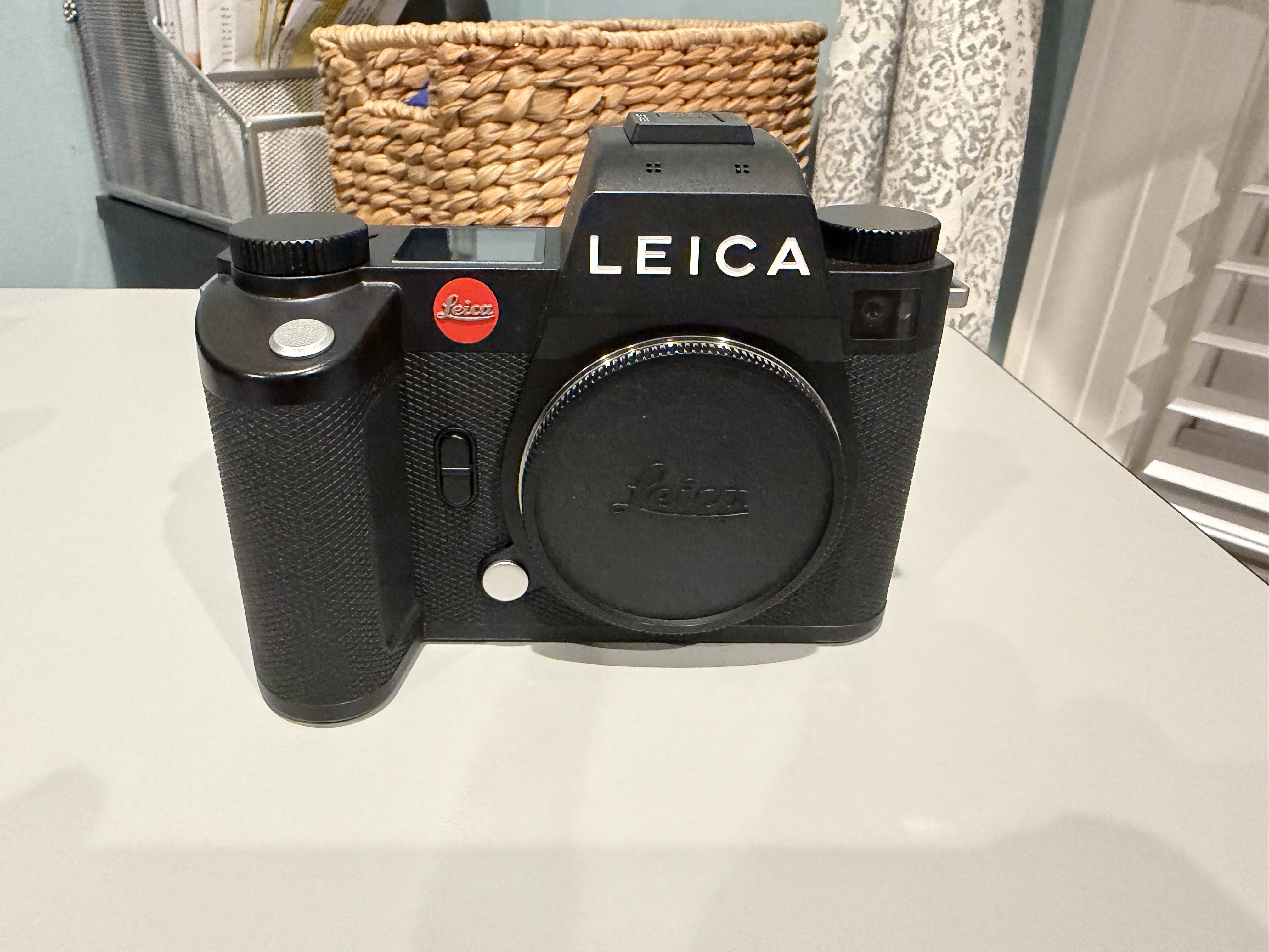 Leica SL3 body with Memory Cards