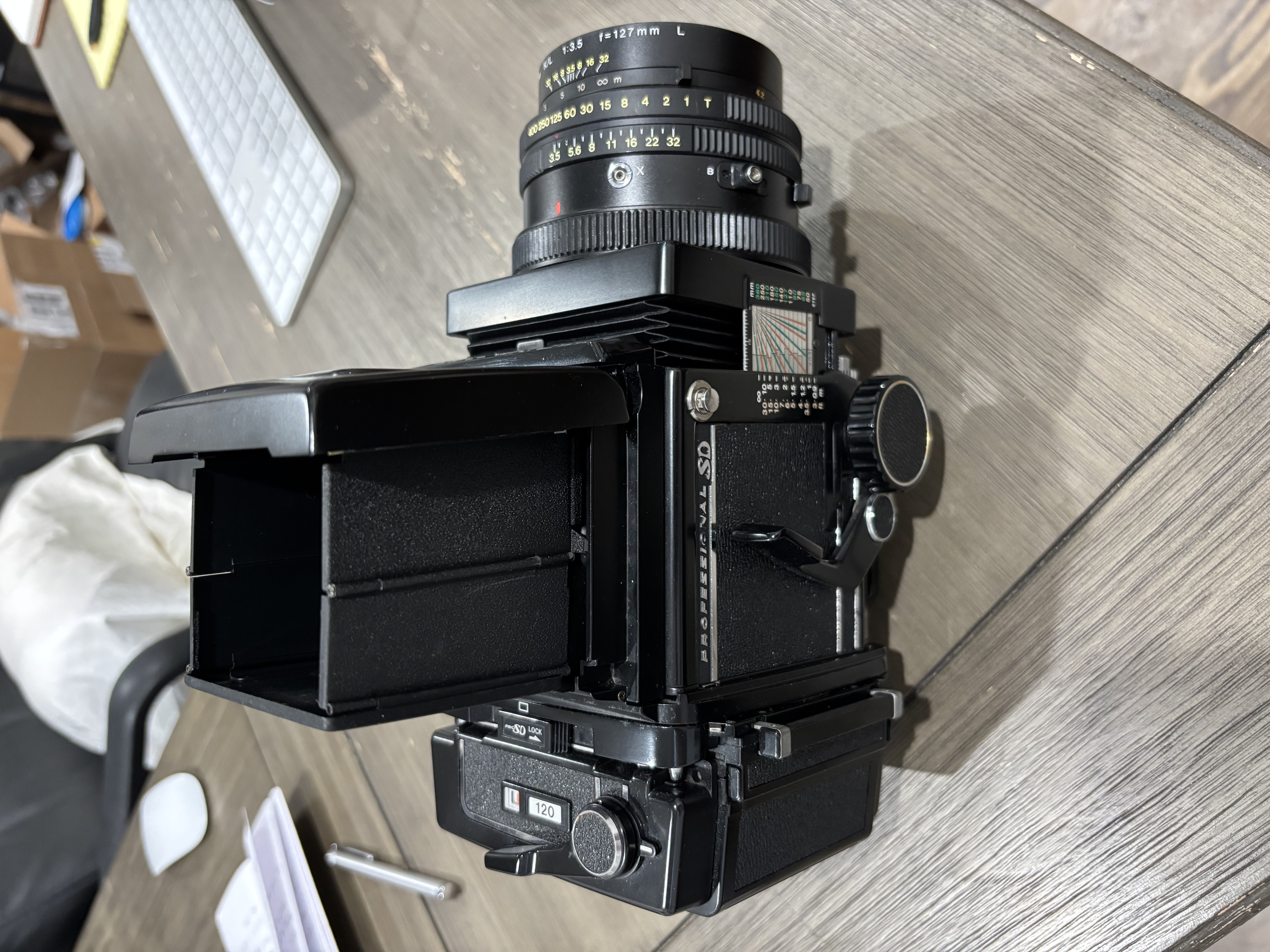 Mamiya RB67 Pro SD with 127 K/L lens and 120 film back