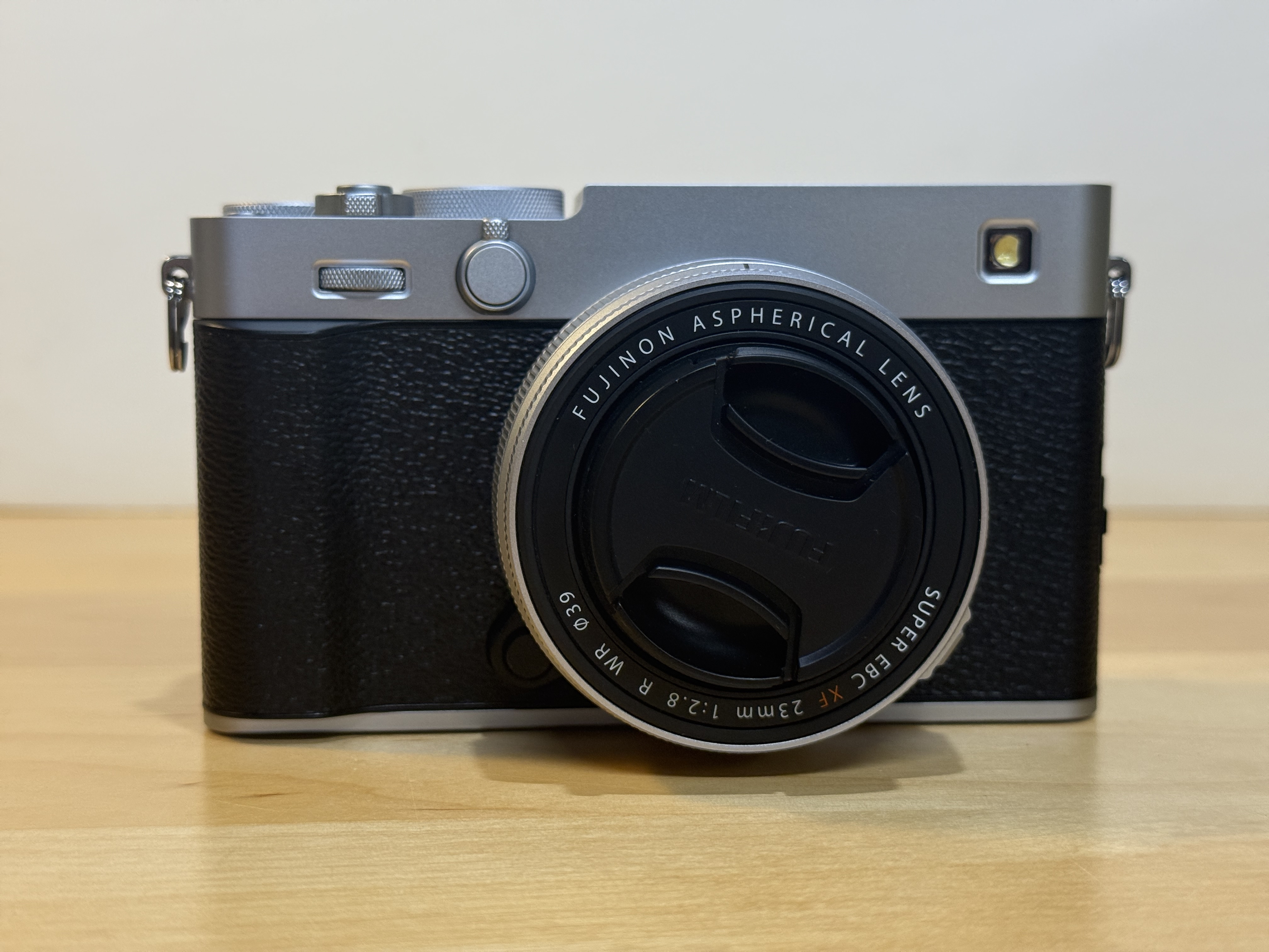 Fujifilm X-E5 Silver & XF Lenses