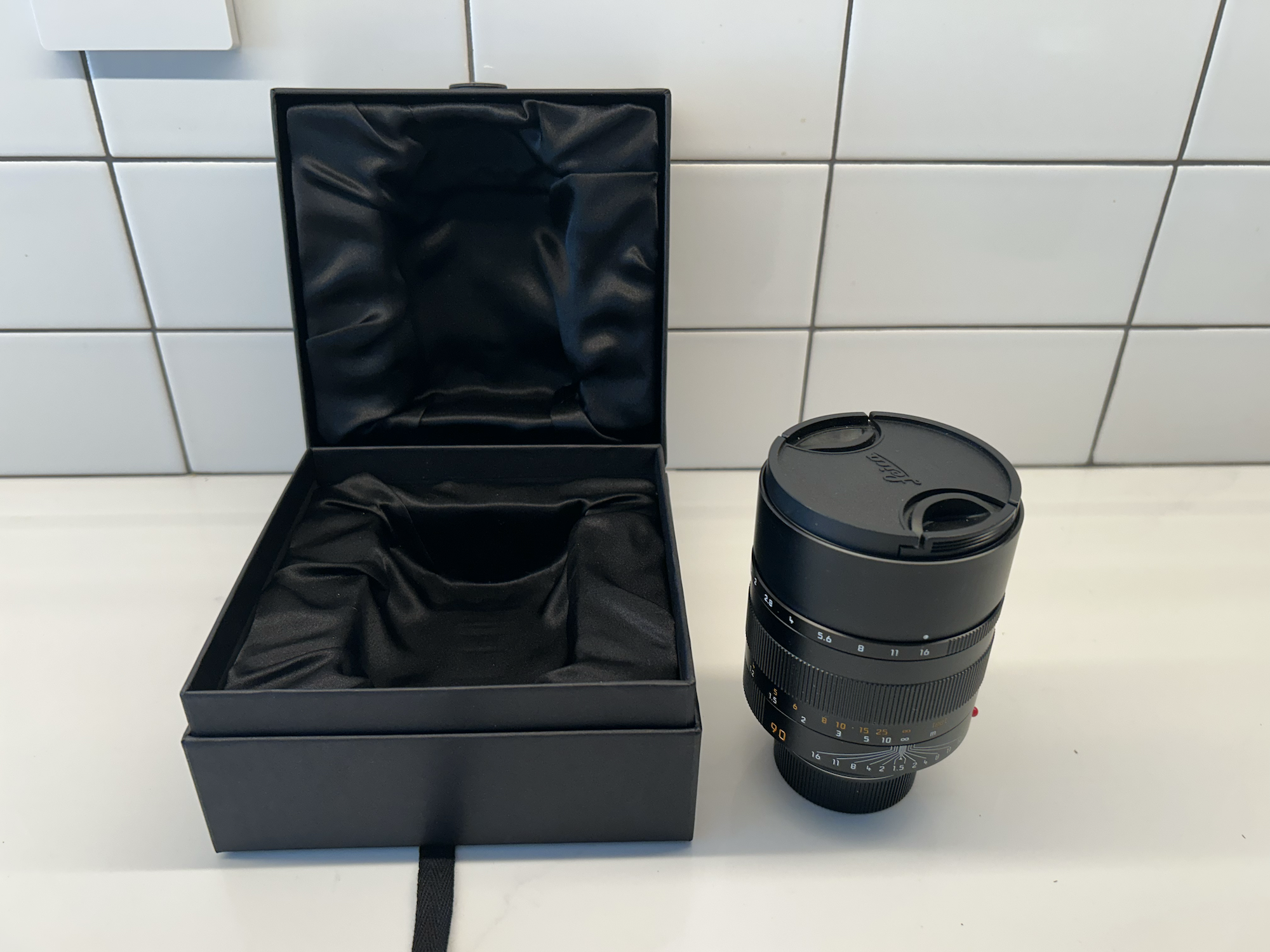 Leica Summilux-M 90mm f/1.5 ASPH
