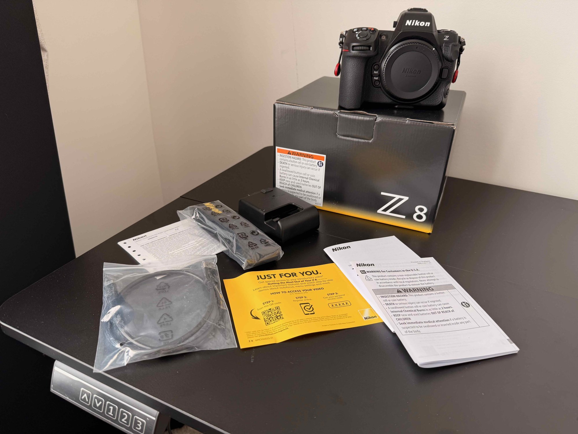 Selling my Think Tank Retrospective 20 V2.0 camera shoulde...