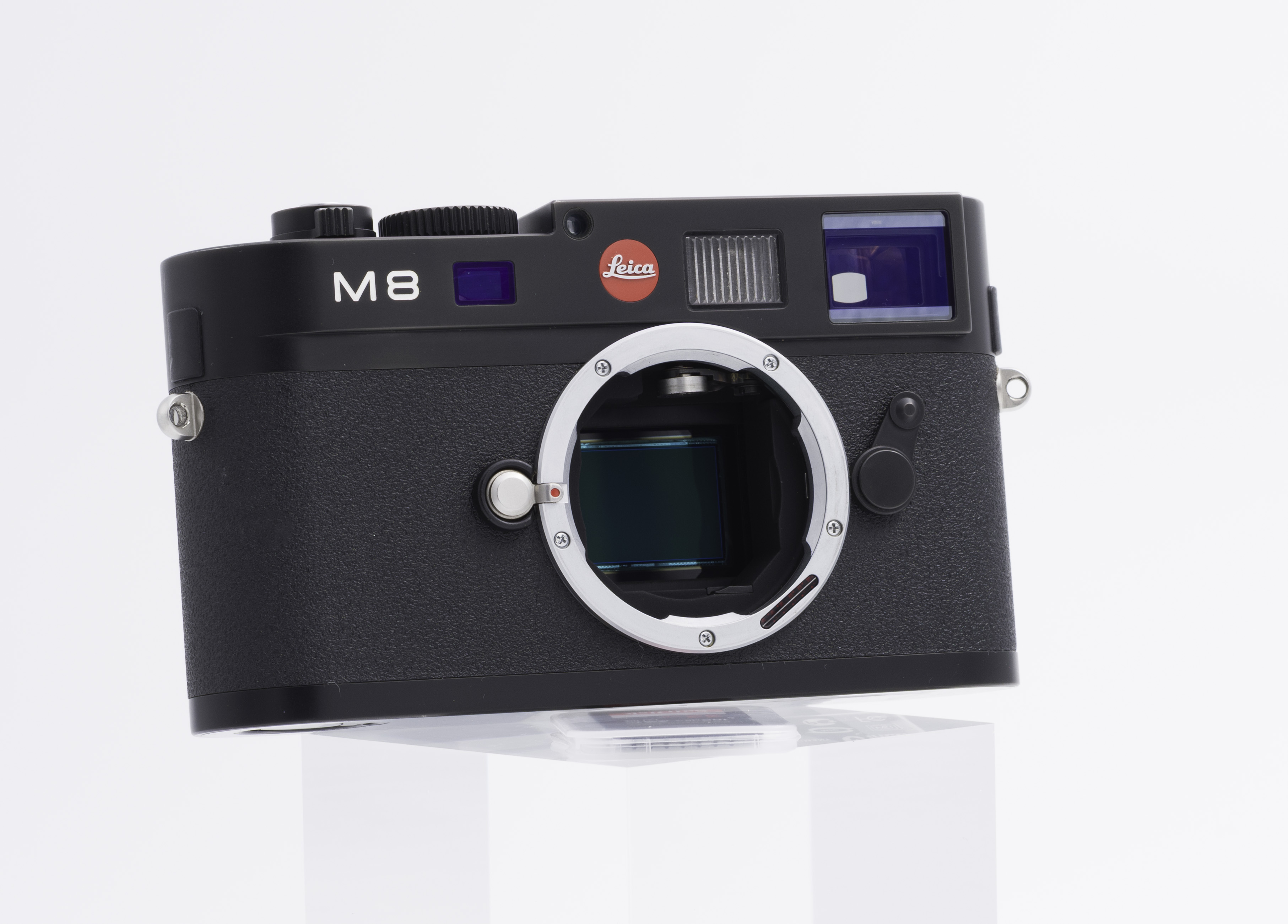 Complete Leica M8 Rangefinder Starter Kit – M8 Body (4.2...