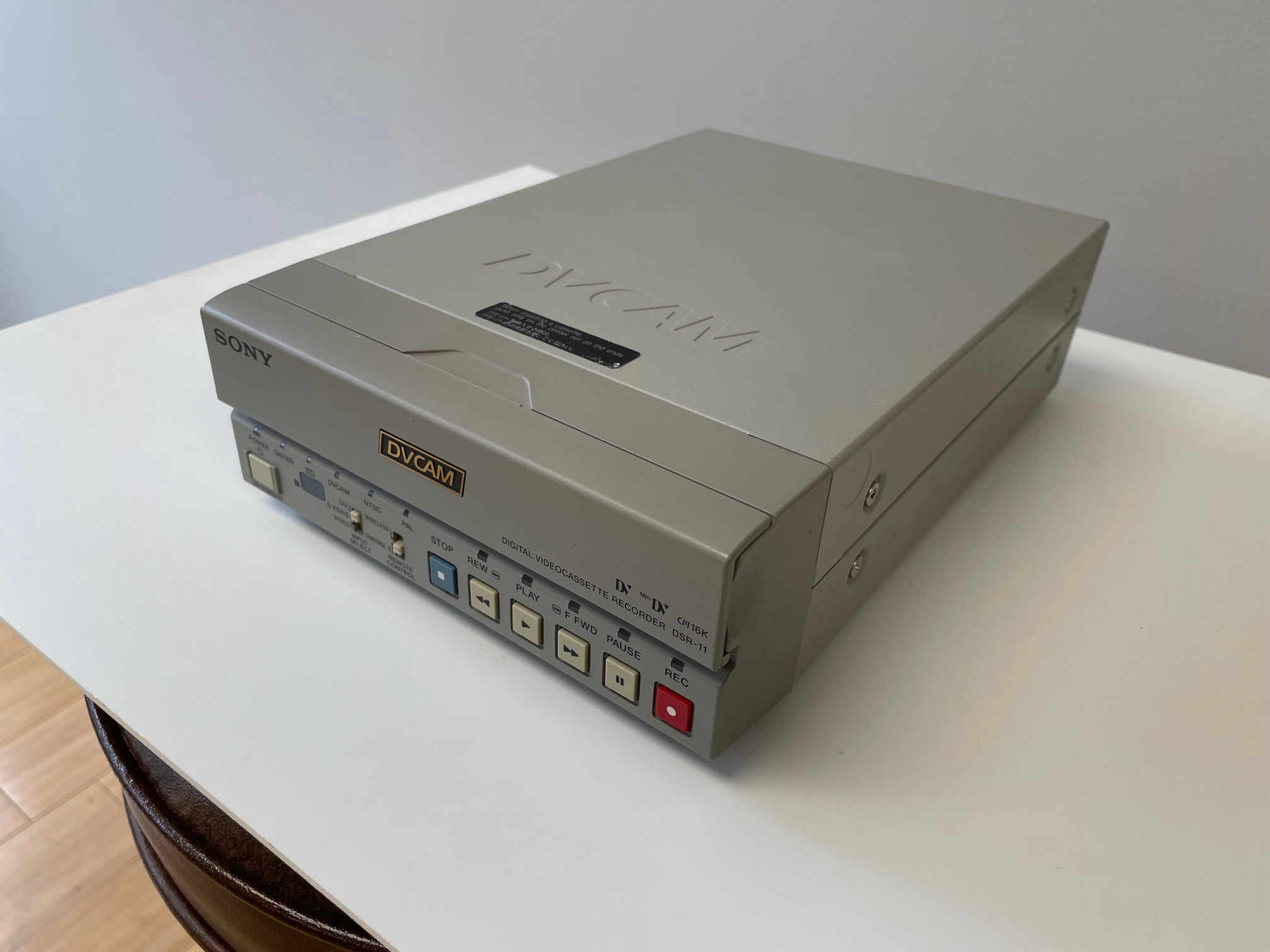 Magnétoscope Numérique Sony DSR-1600P - Lecteur Cassette Vidéo Digital - Japonais - Occasion