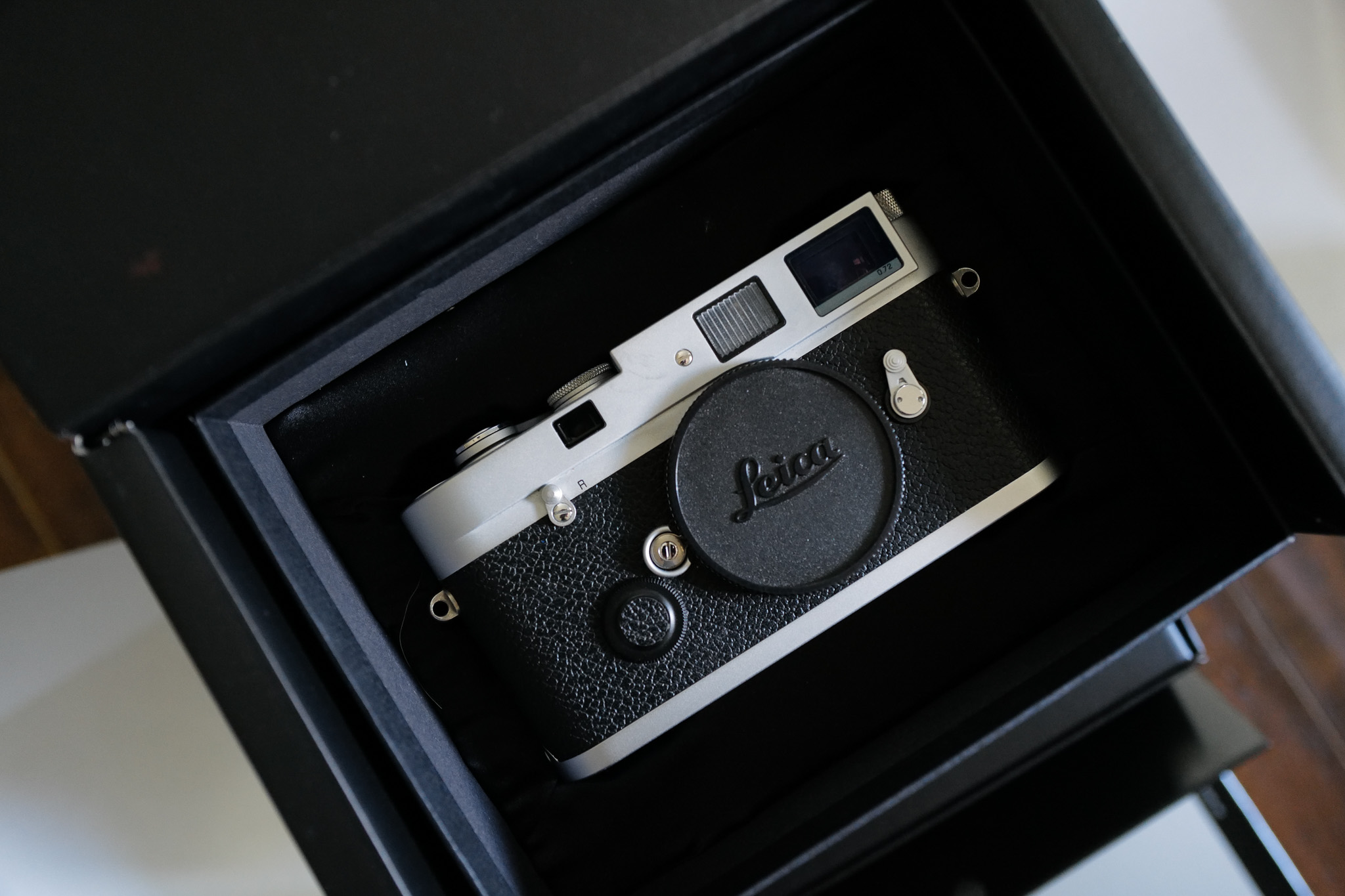 Leica MP silver