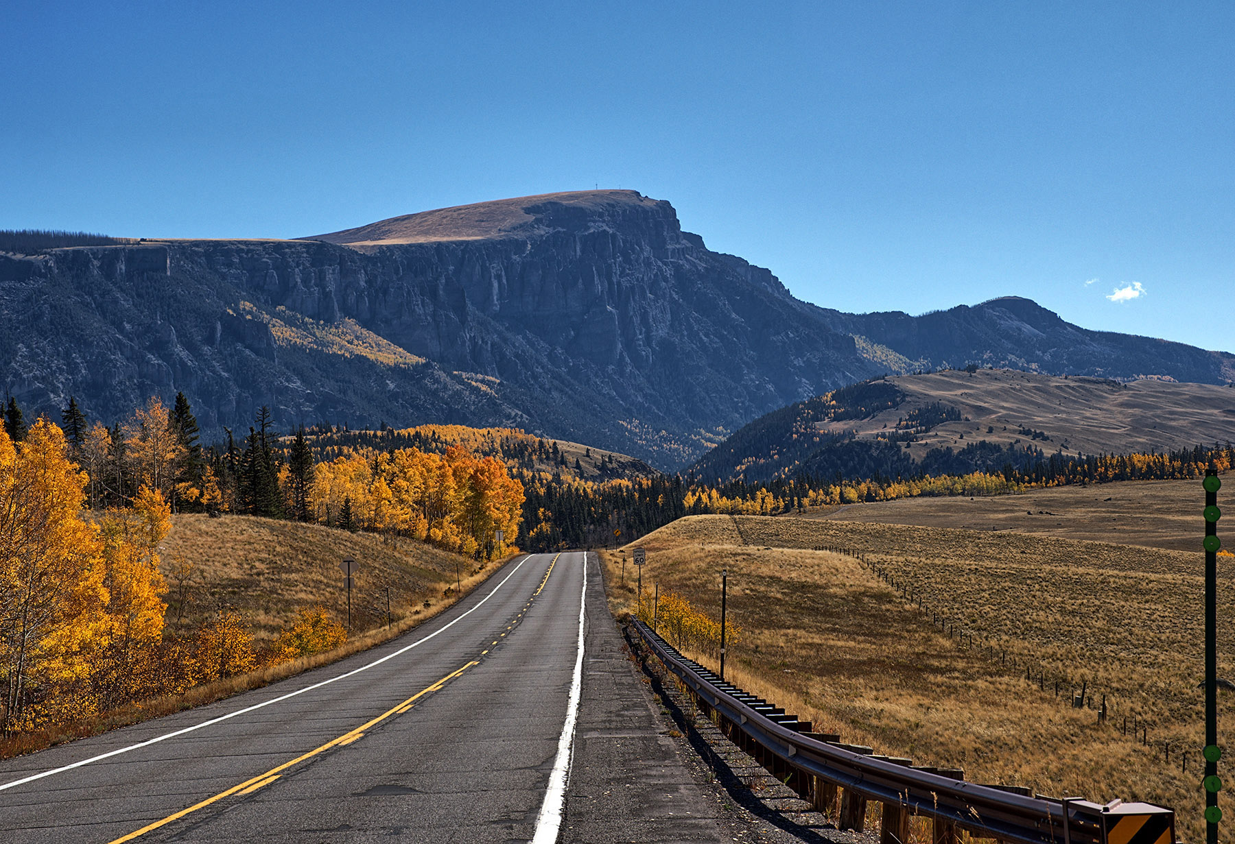 Colorado Roadside Geology and Fall Colors - FM Forums