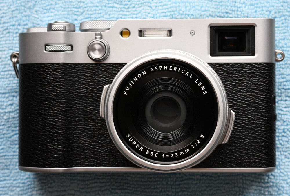 Fuji x100vi silver