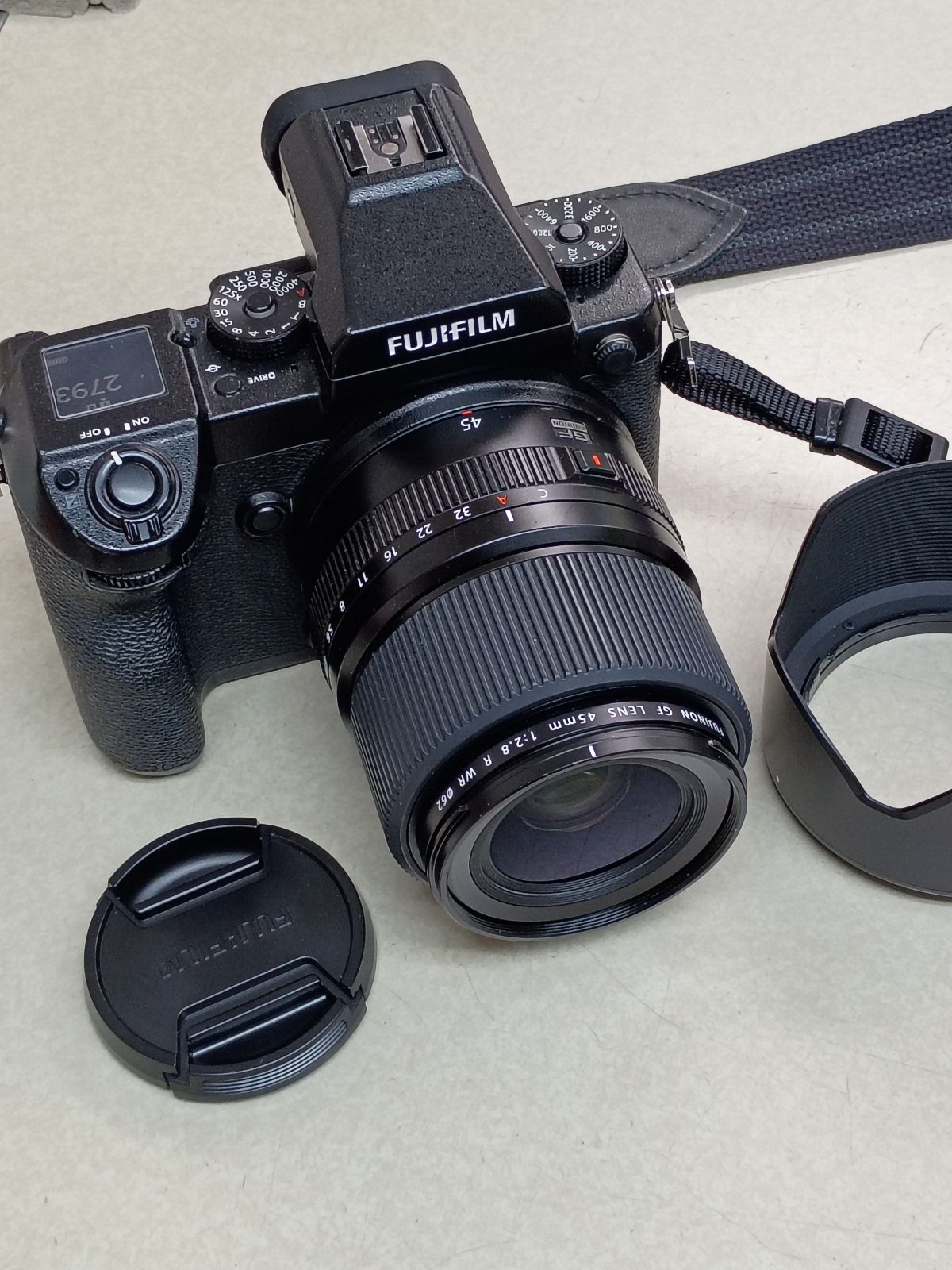 Fujifilm GFX50S GFX-50S with GF 45mm Lens