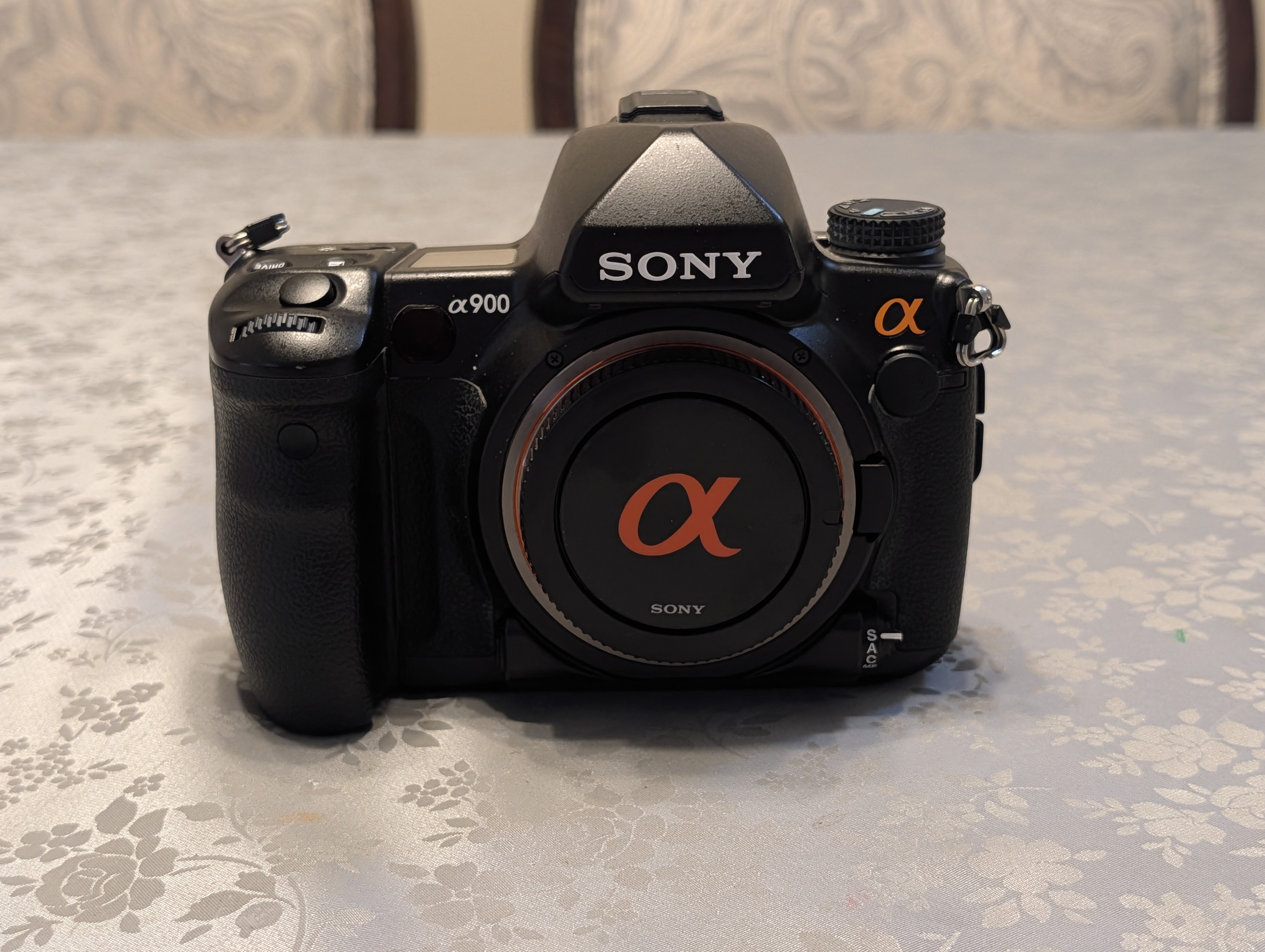 Sony a900 xtremely low shutter count