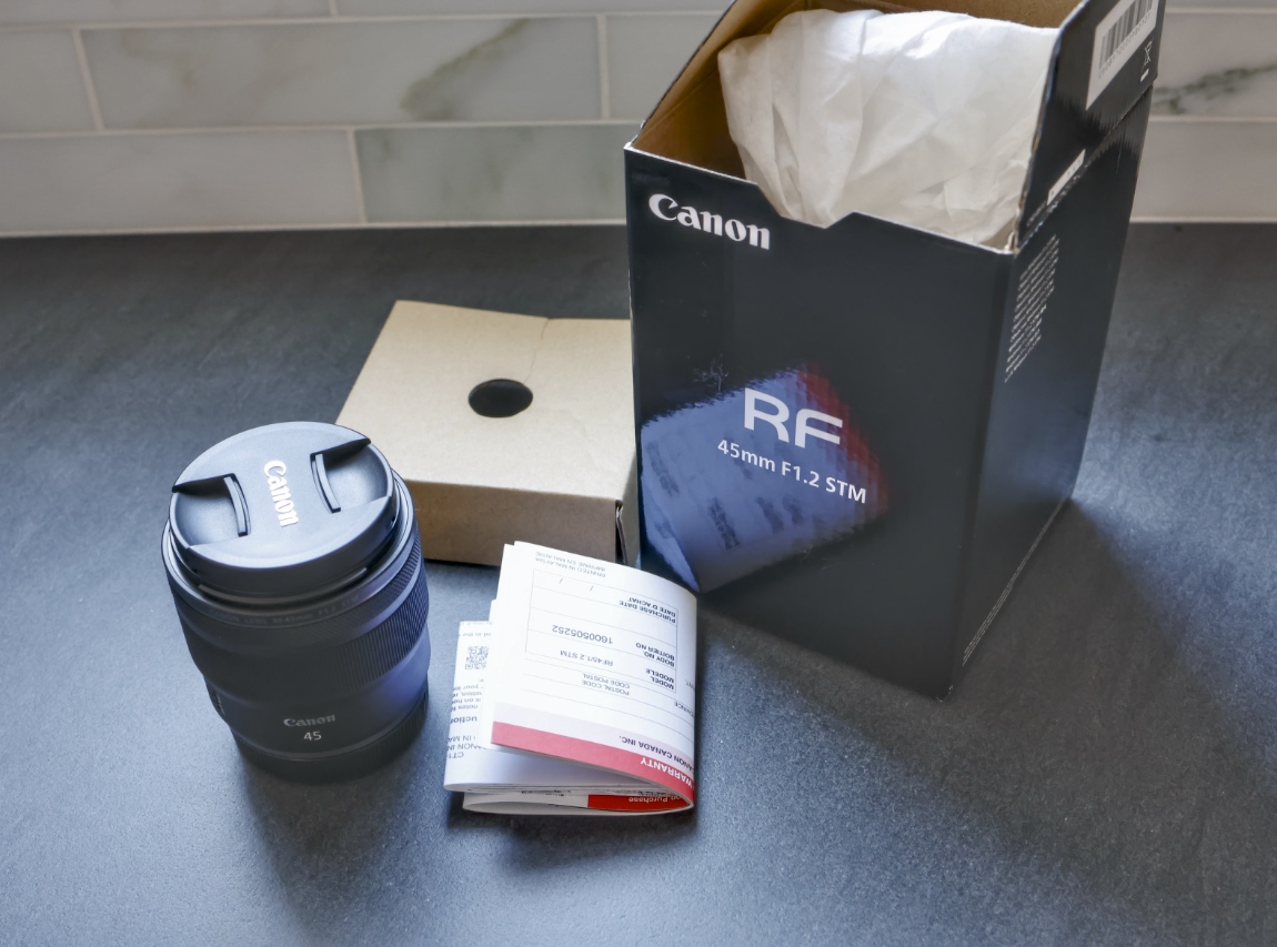 Canon RF 45mm F1.2 STM