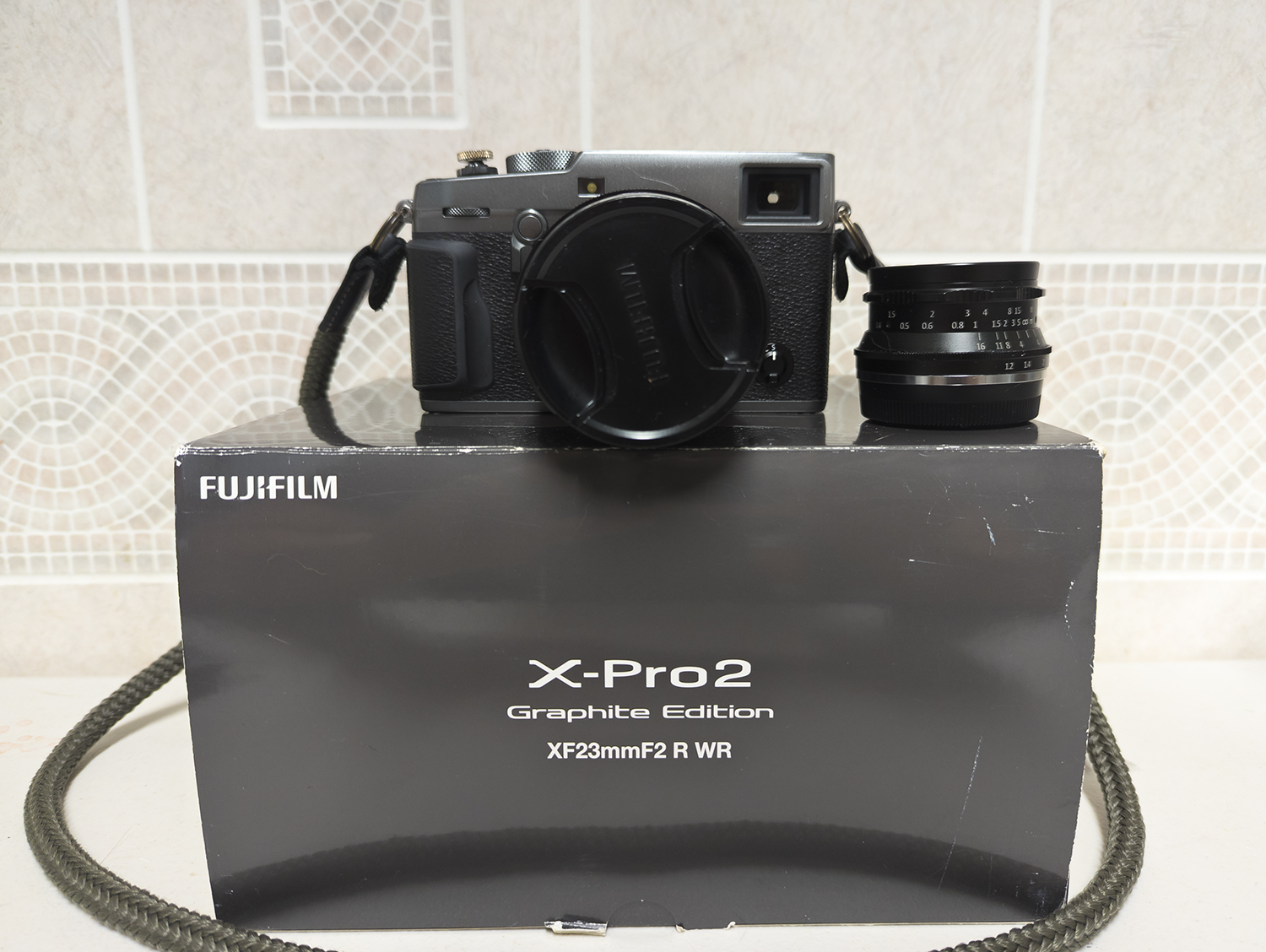 FUJIFILM X-Pro2 Graphite Edition ボディのみ（FUJIFILM X-Pro2 