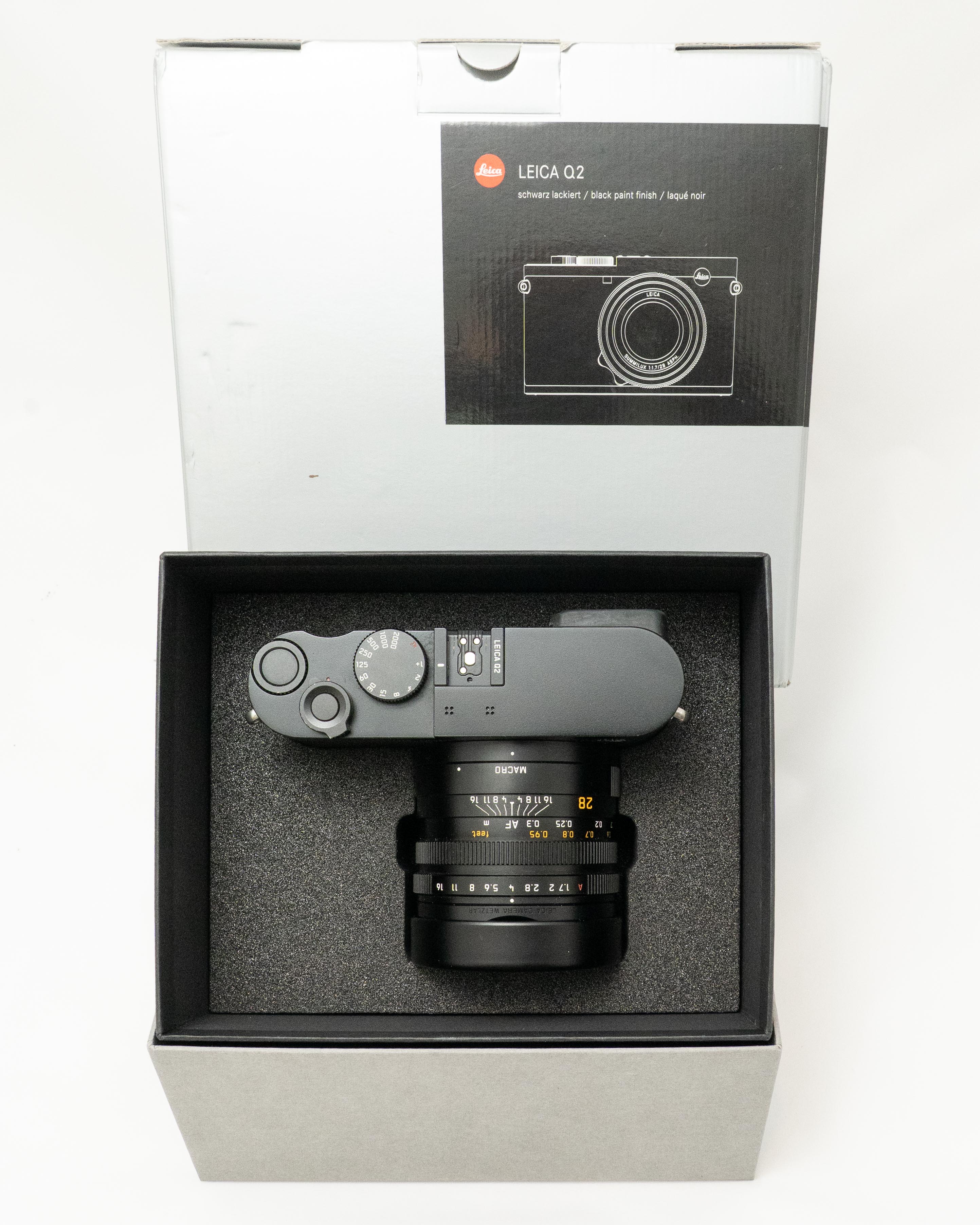 Leica Q2 with black dot - Full kit - FM Forums