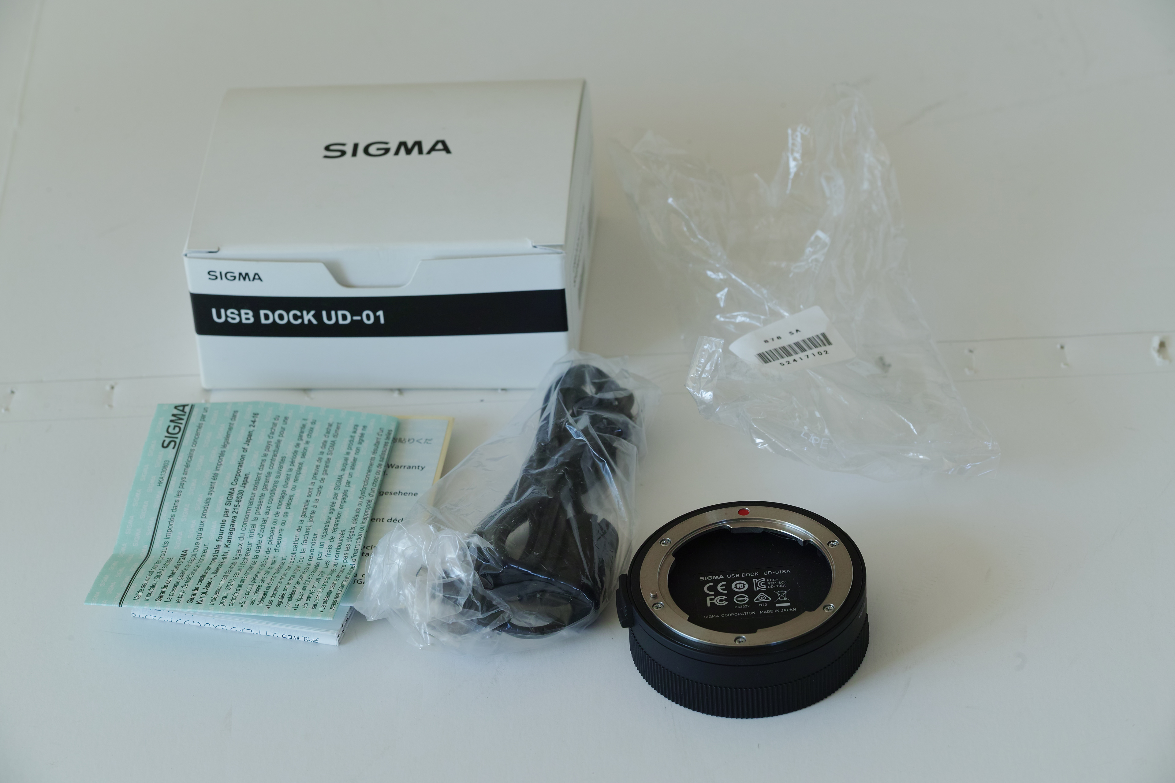 Sigma mount USB Dock UD-01 with box