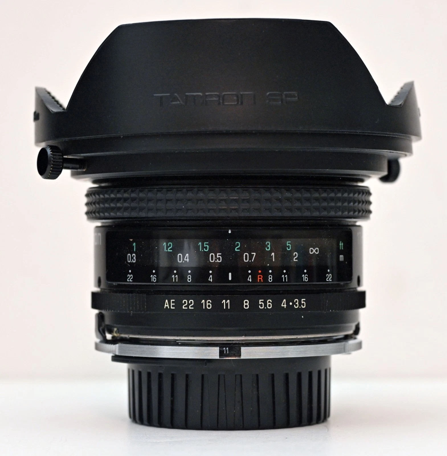 Tamron SP 17mm F3.5 Nikon F de-clicked for video