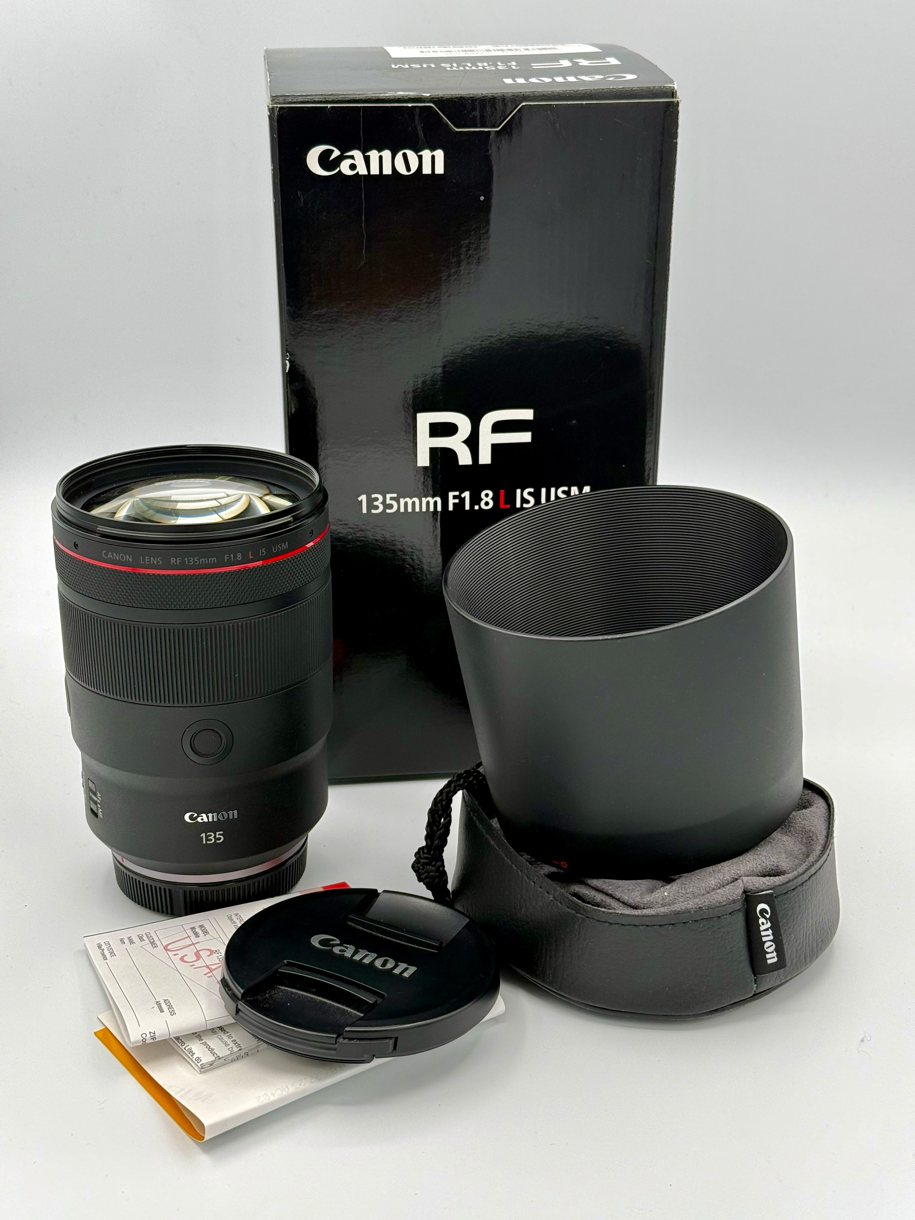Canon RF 135mm F1.8L USM