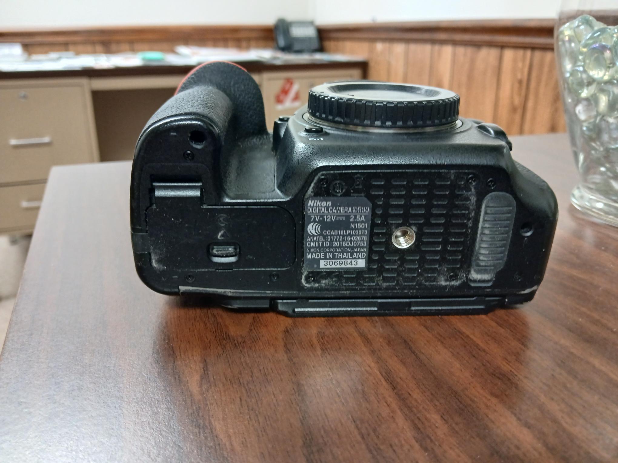 Nikon d500
