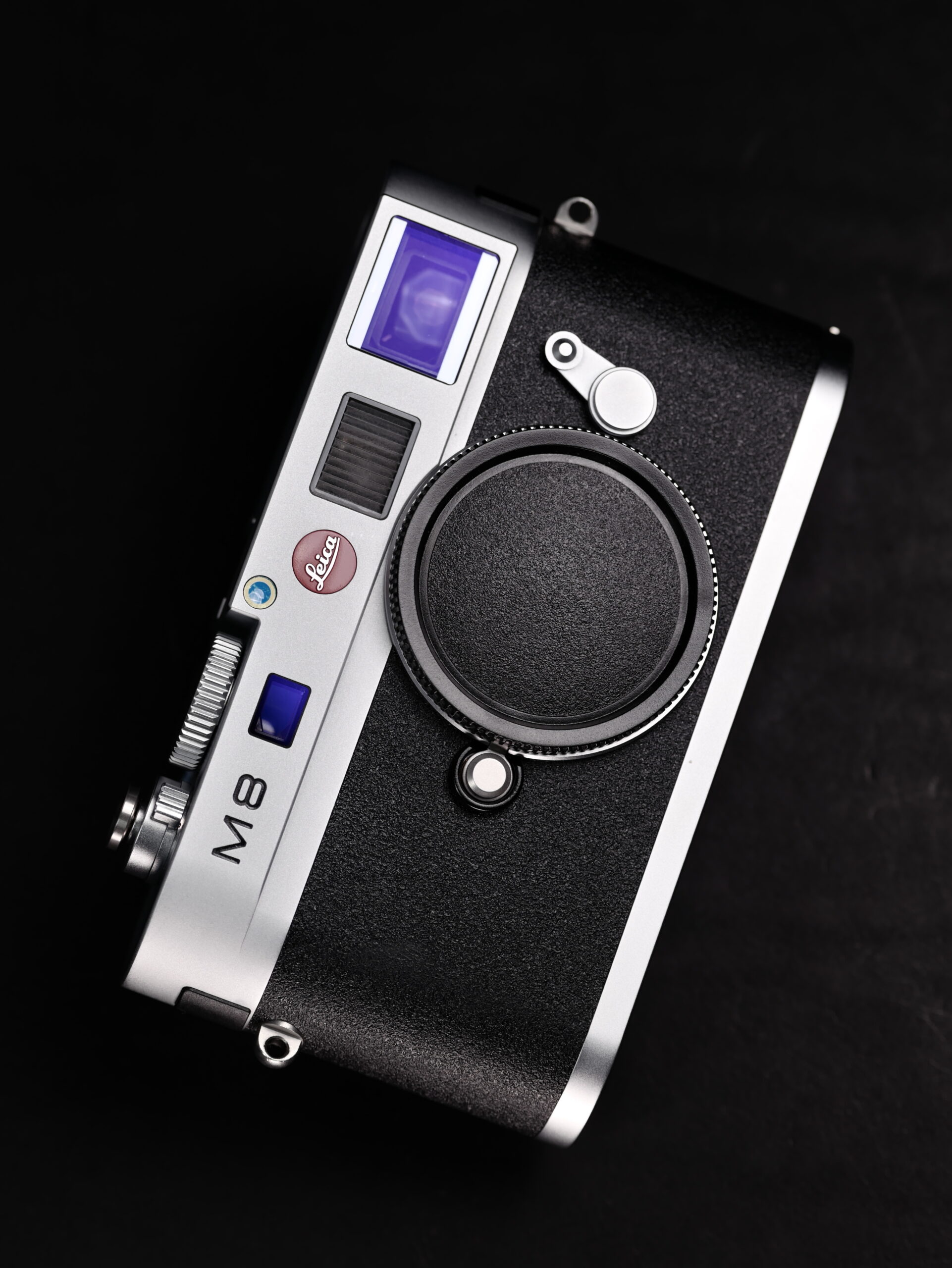 Leica M8 シルバークローム　ボディ 2023年、Leica M3との戯れが、Leica M8を呼び寄せた。｜記憶カメラ