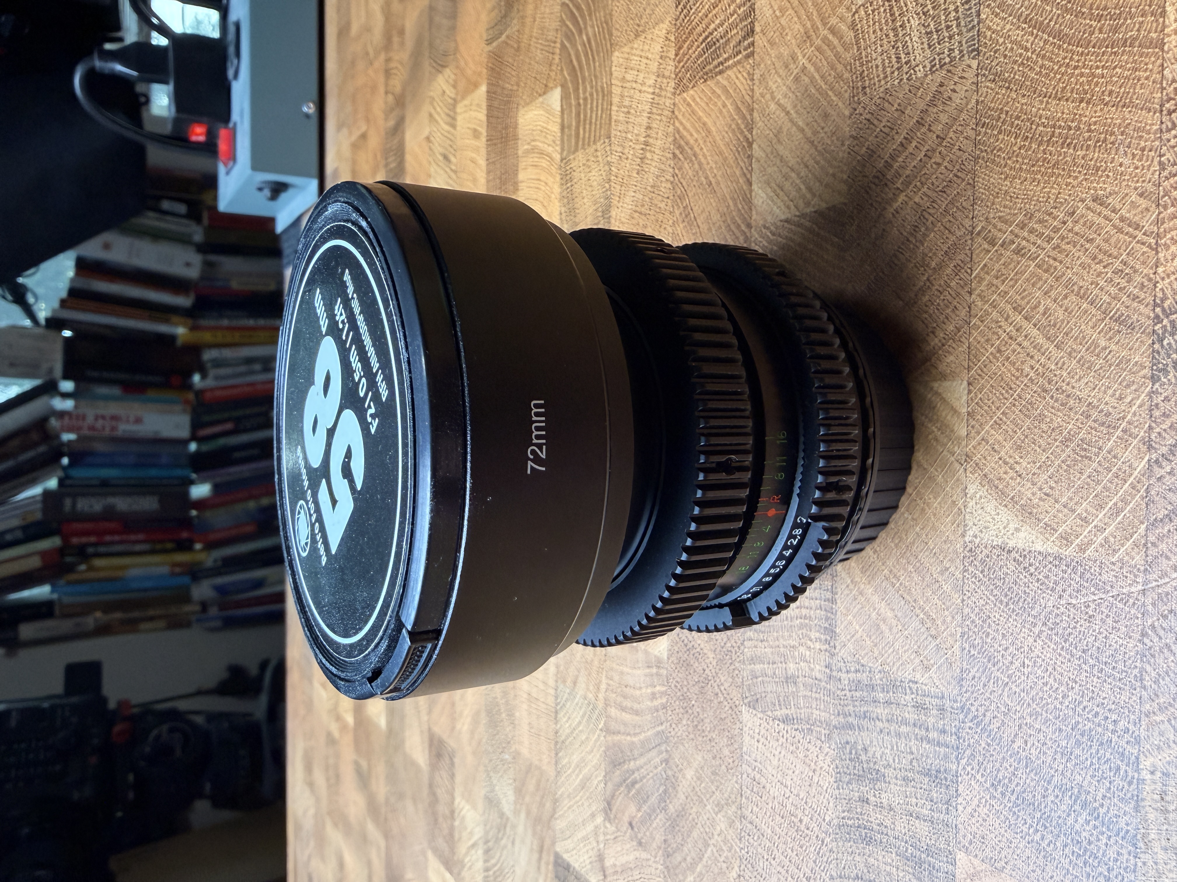 Helios 44-series 58mm f/2 Anamorphic Oval and Flare Canon ...
