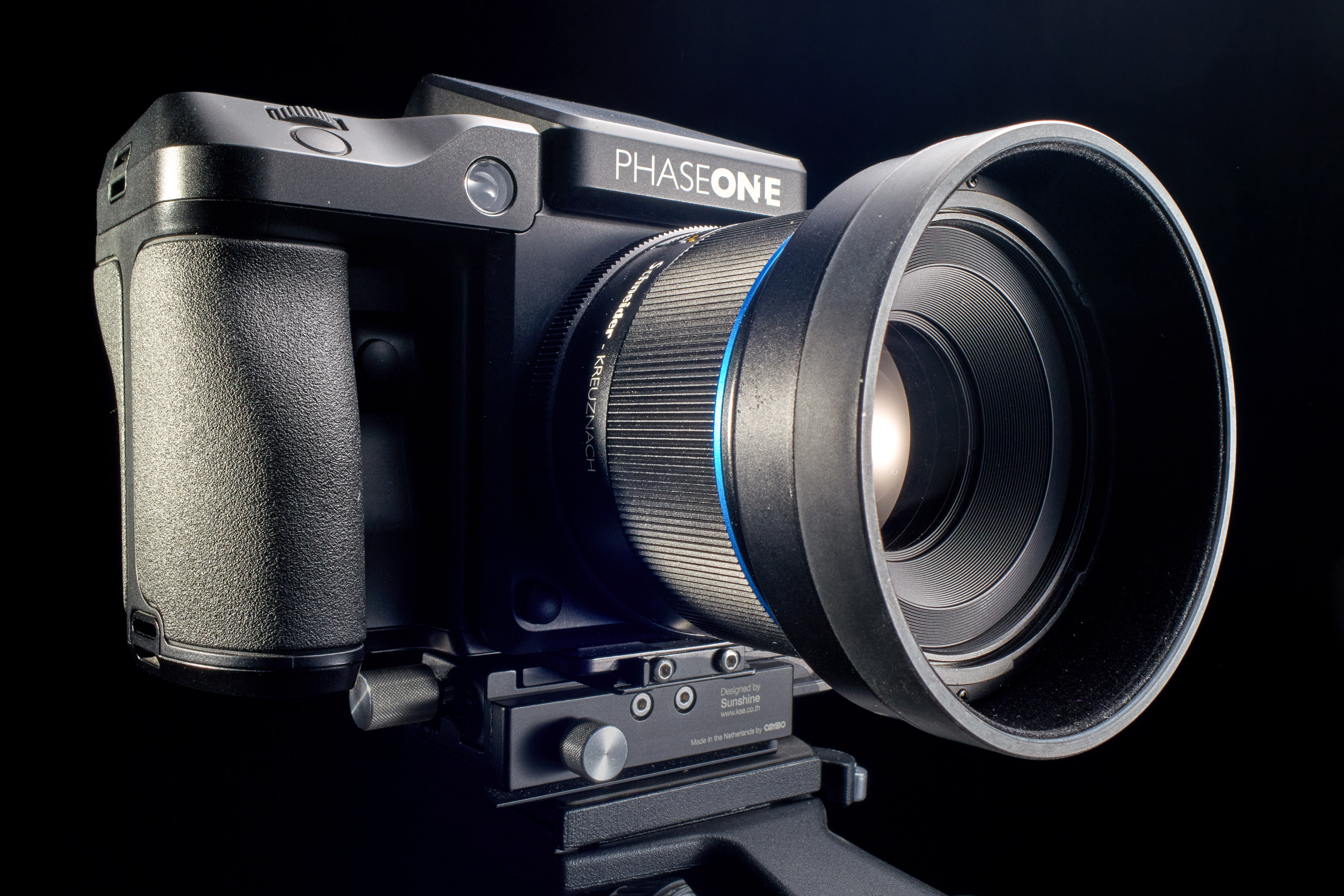 Phase One IQ3-100 & XF Camera & "Blue Ring&qu...