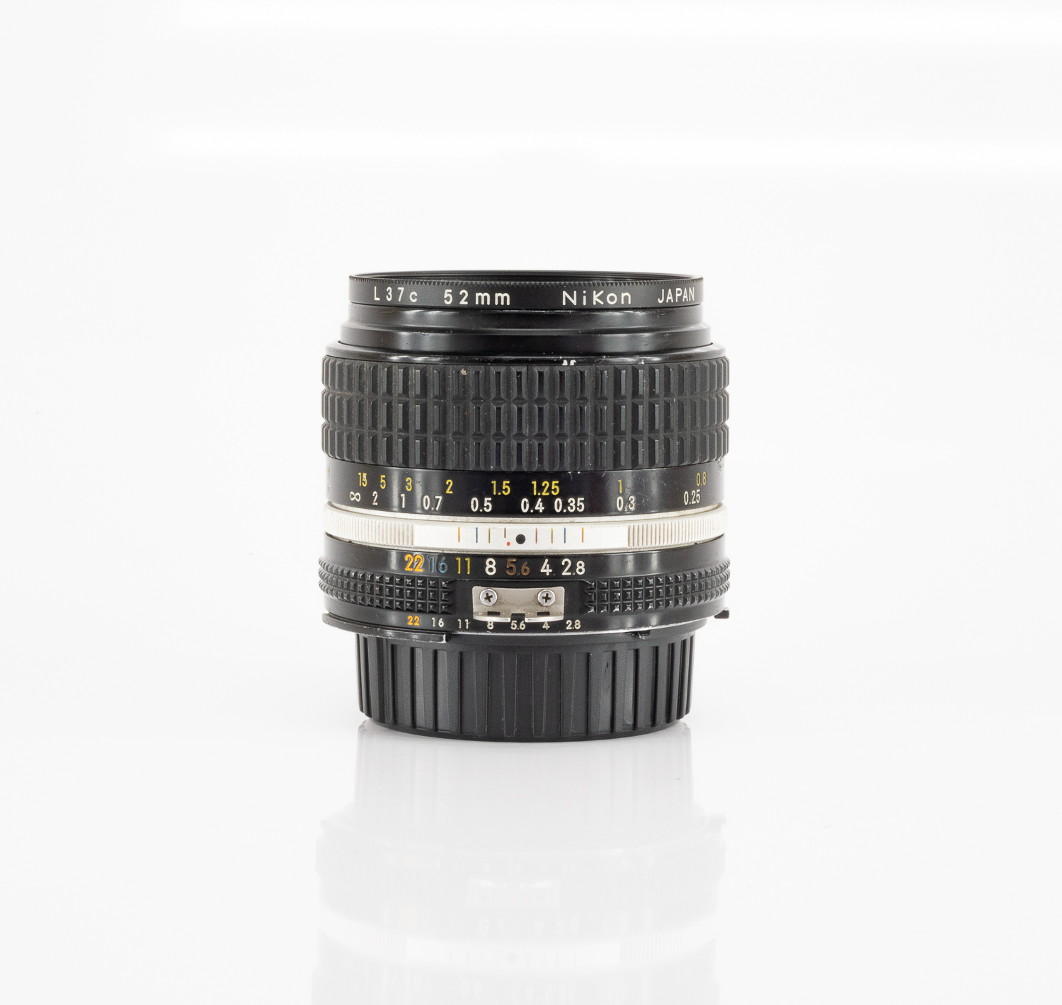 Nikon Nikkor AI-S 28mm f/2.8 for Nikon F AIS