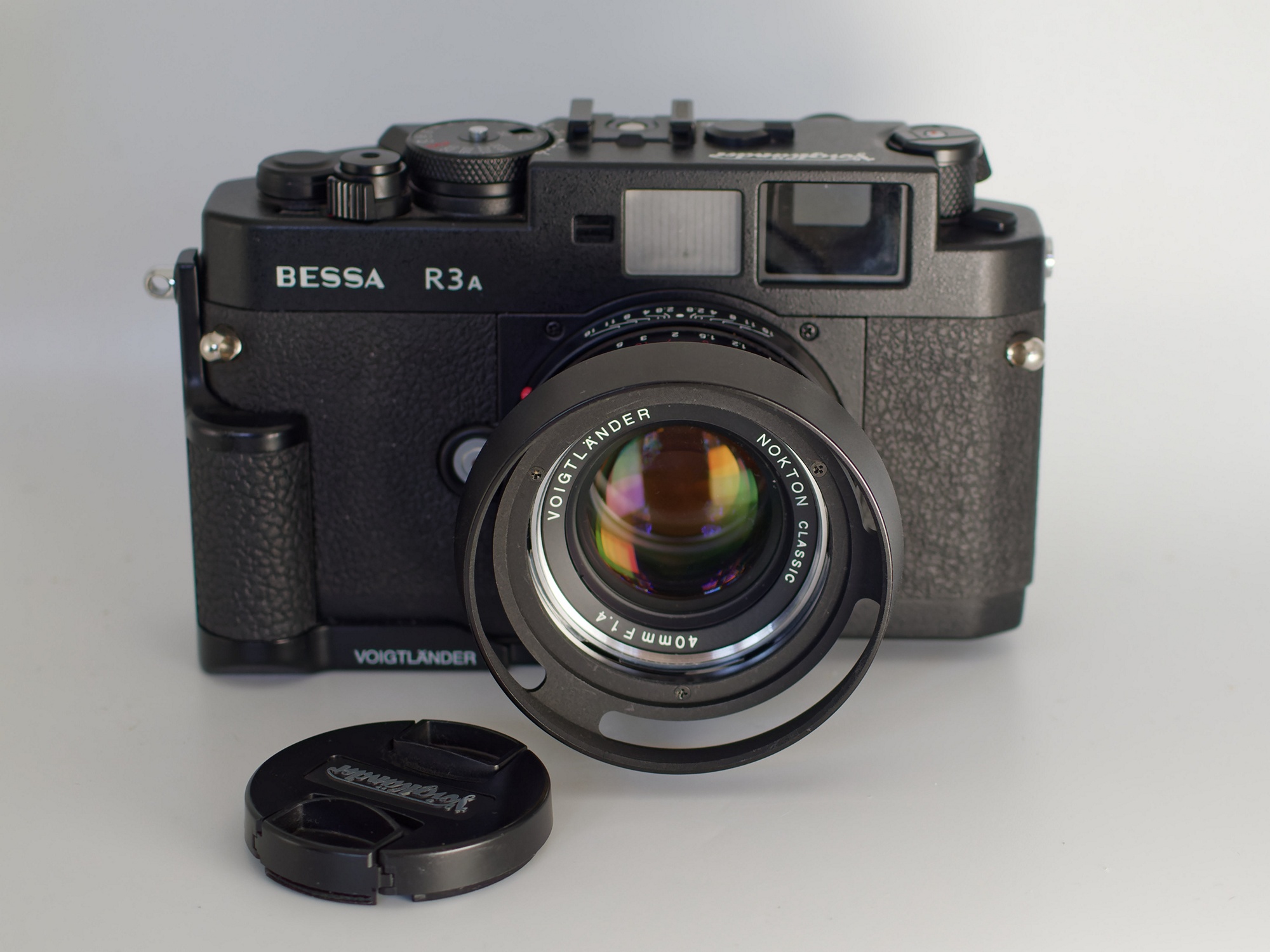 Sold: Voigtlander Bessa R3A 35mm Film Camera & Nokton Classic 40mm