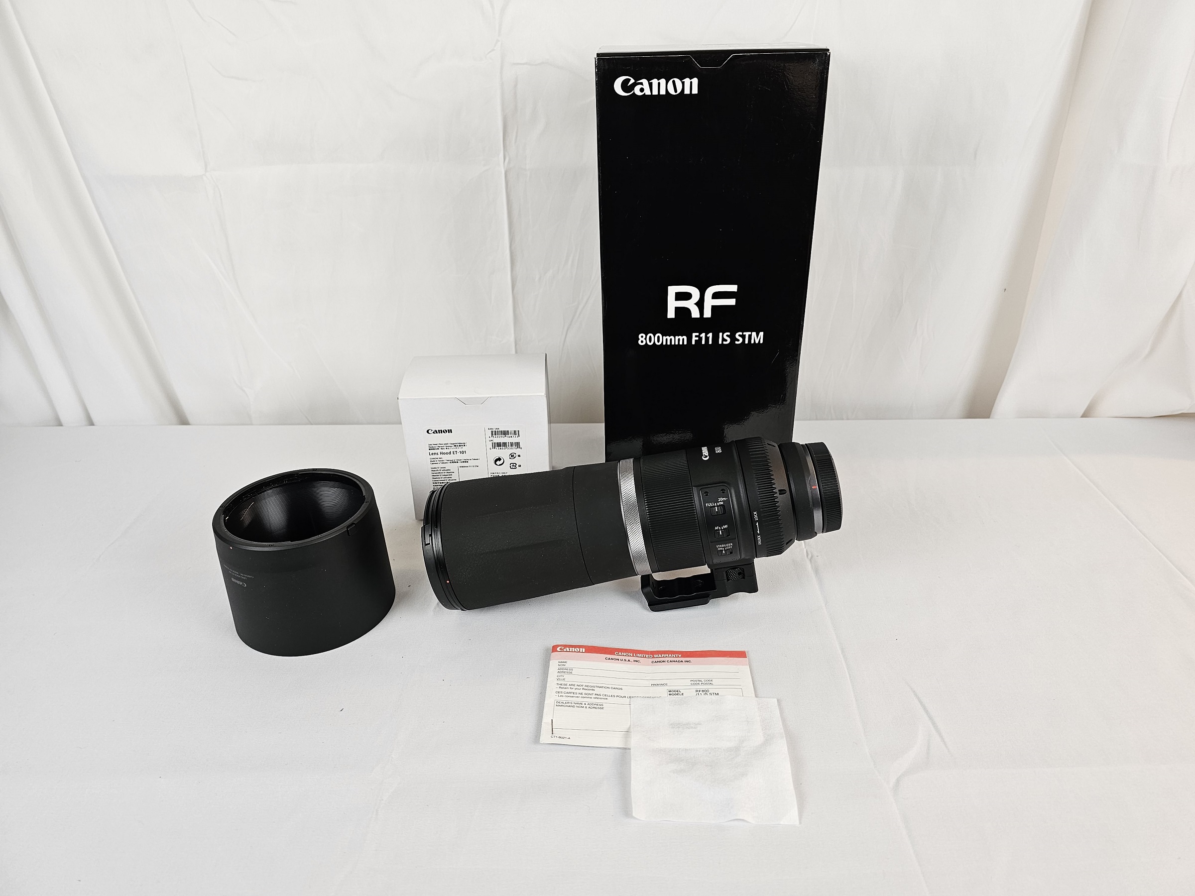 Sold [700] Canon RF 800mm F11 IS STM + ET101 Lens Hood + Lens Foot