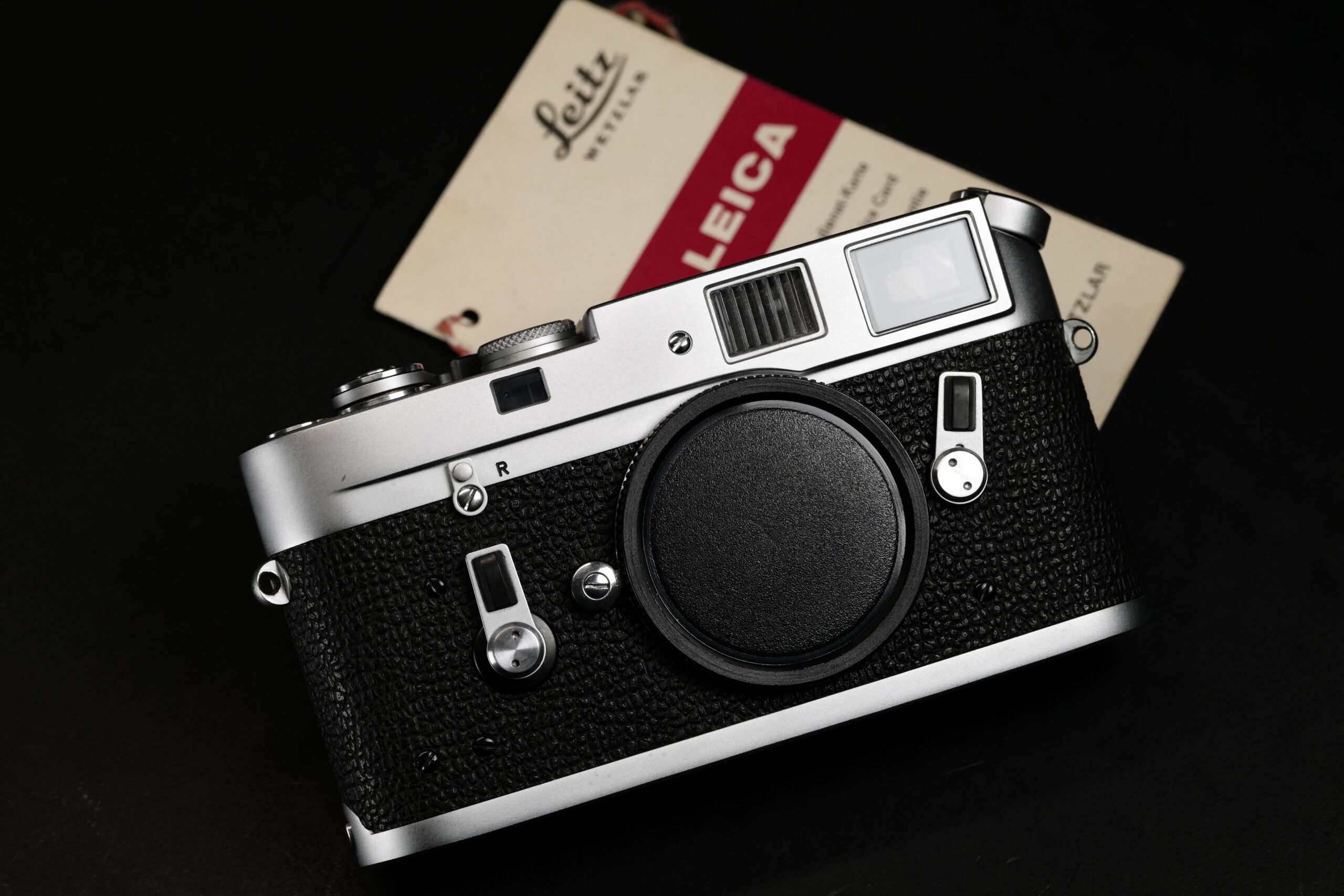Sold: [MINT-]LEICA M4 silver chrome - FM Forums