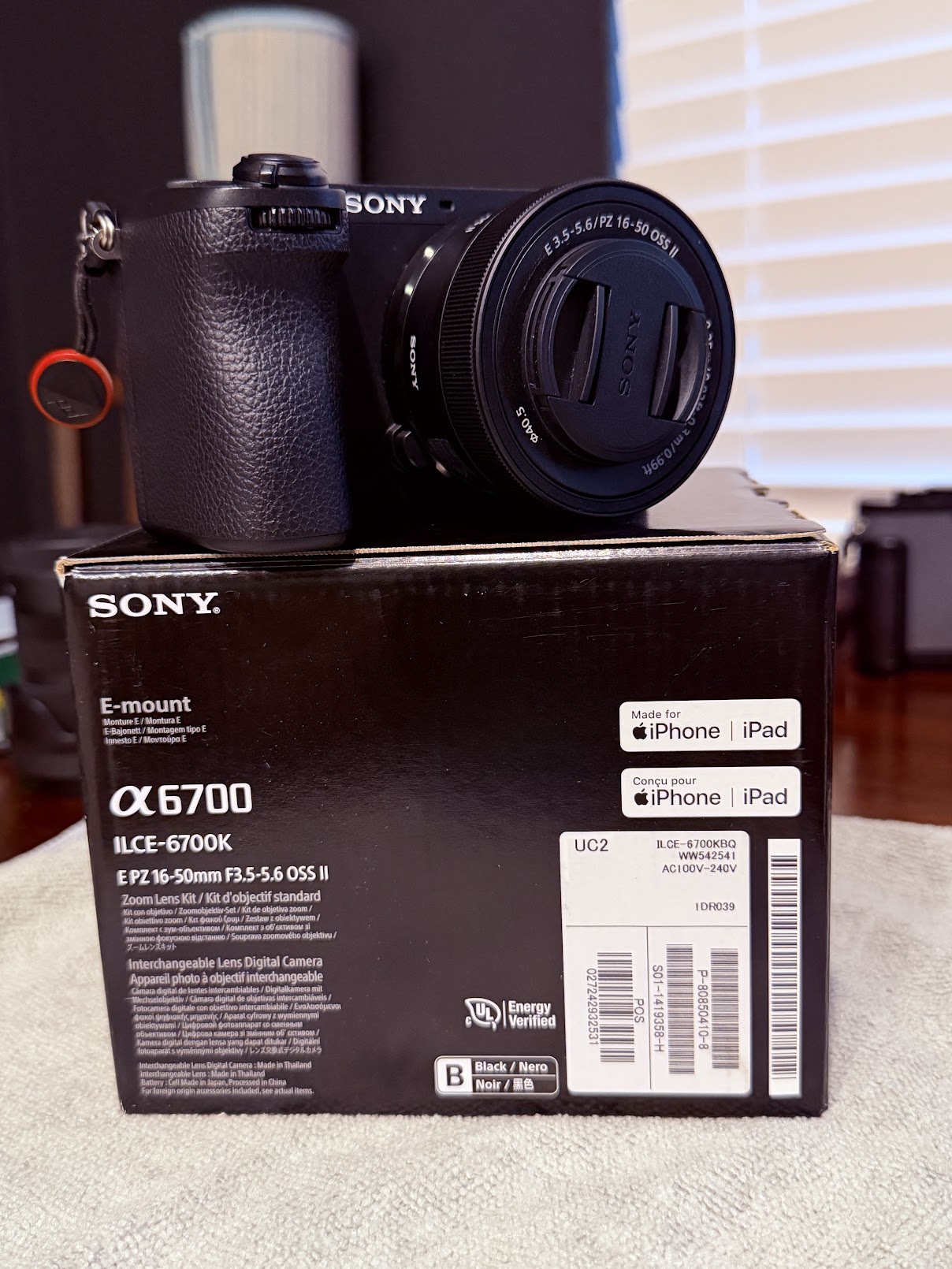 Sony a6700 (body only) – Mint Condition + Extra Batterie...