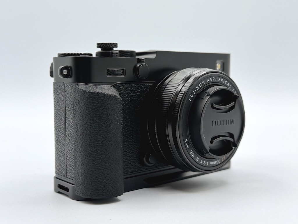 Fujifilm X-E5 body with XF23mmF2.8 R WR Lens ...