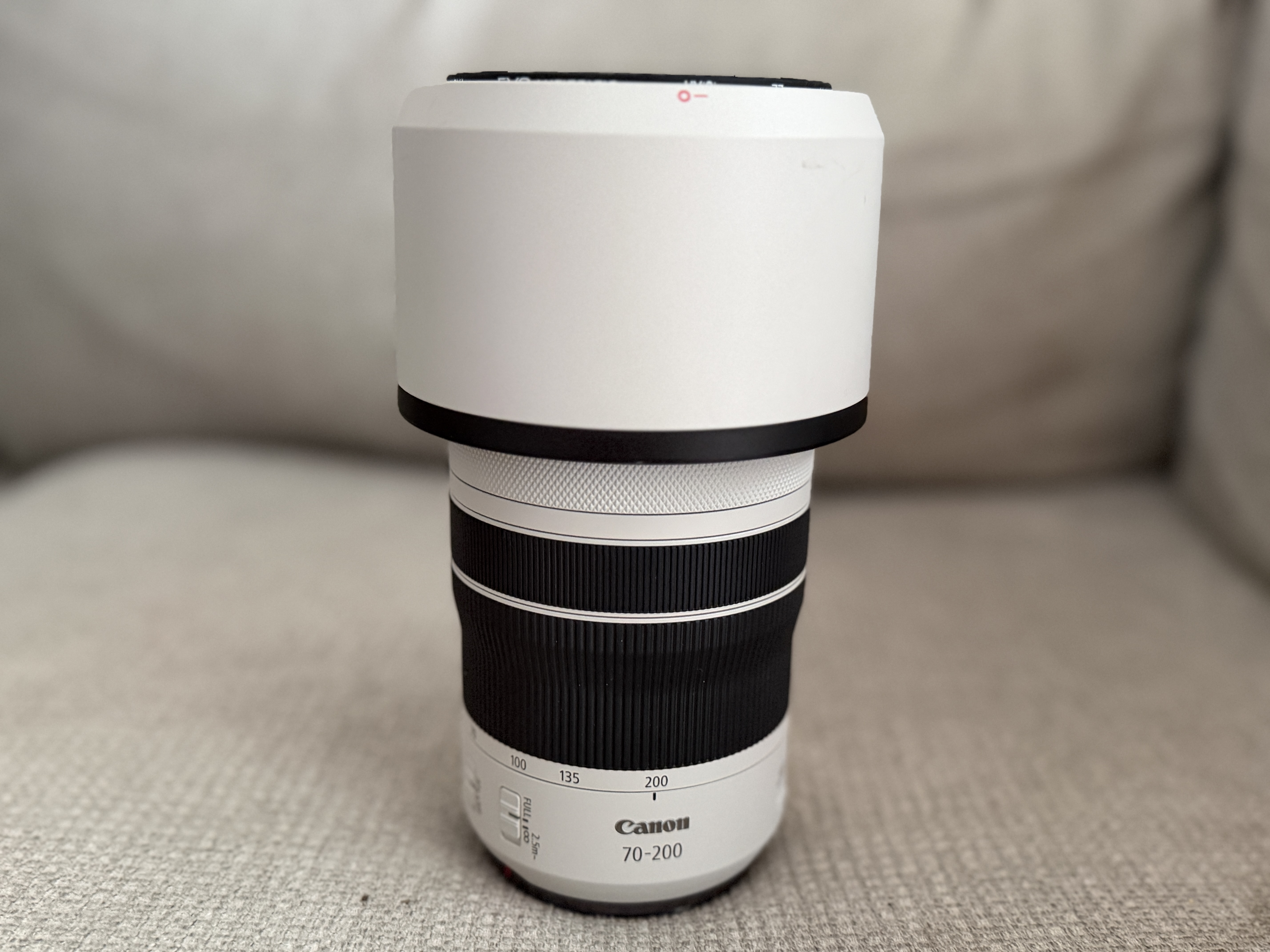 Canon RF 70-200mm F4 L IS USM lens