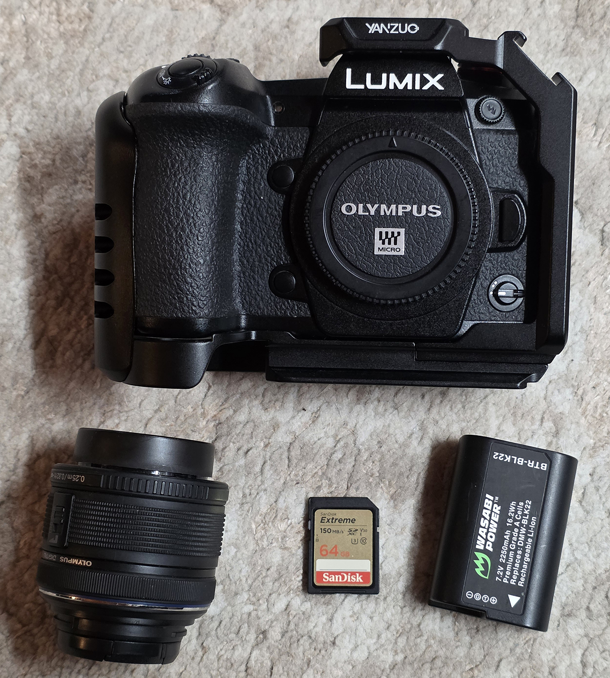 Panasonic Lumix G9 Kit