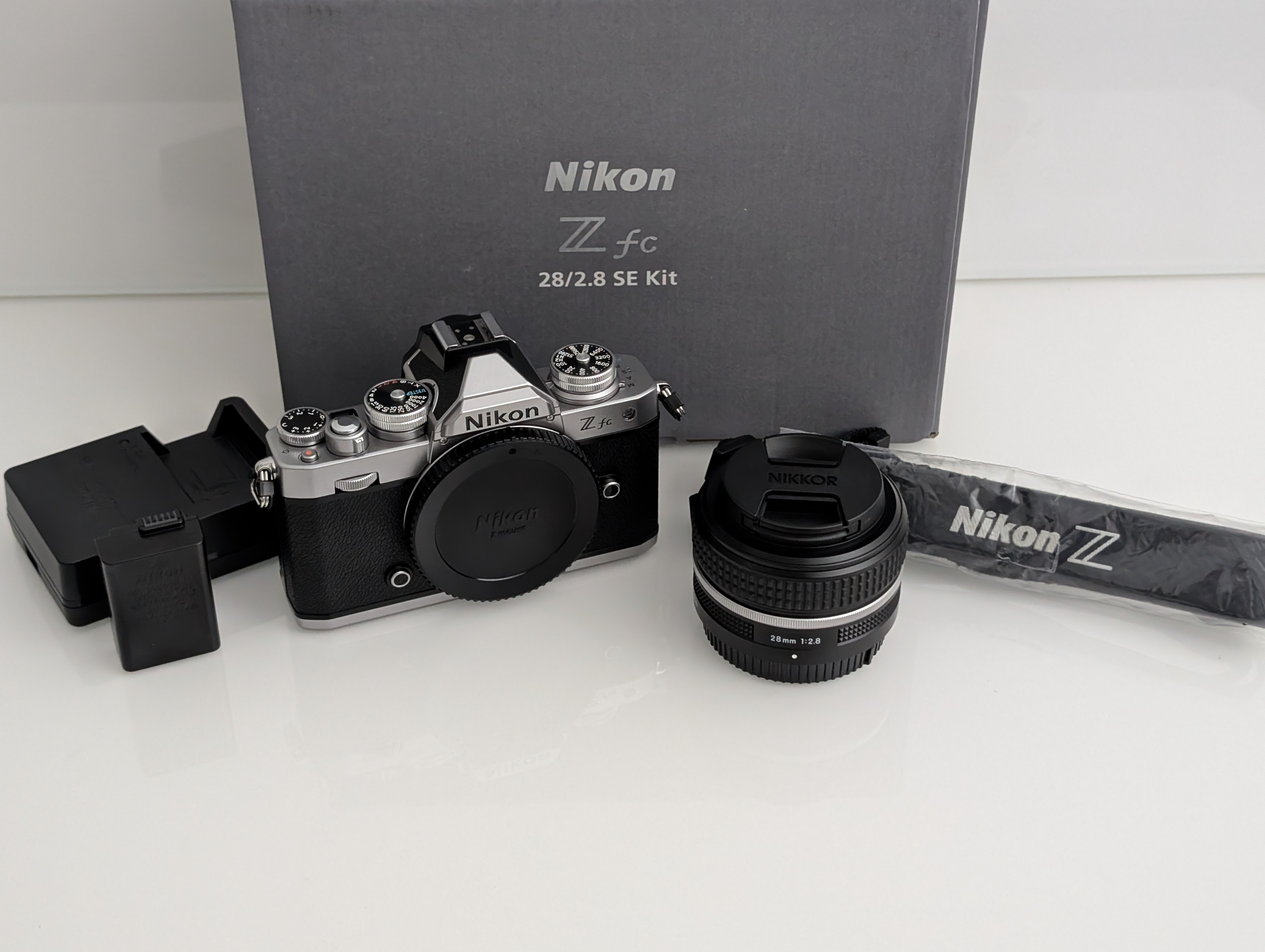 Nikon Zfc 28/2.8 SE Kit