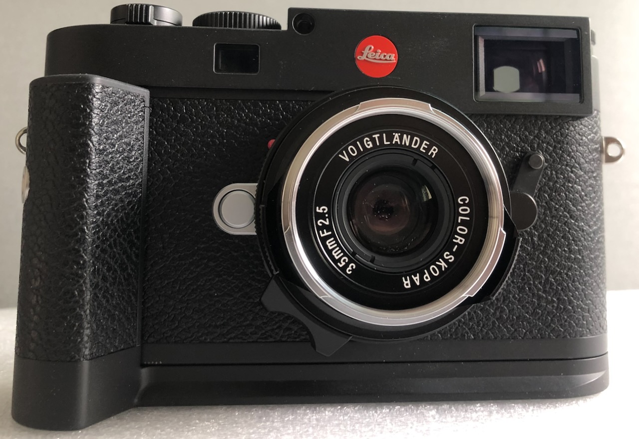 *NEW PRICE*  Leica M11 Black with Leica Grip