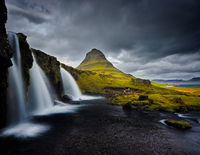 Oh, no, another photo of Kirkjufell